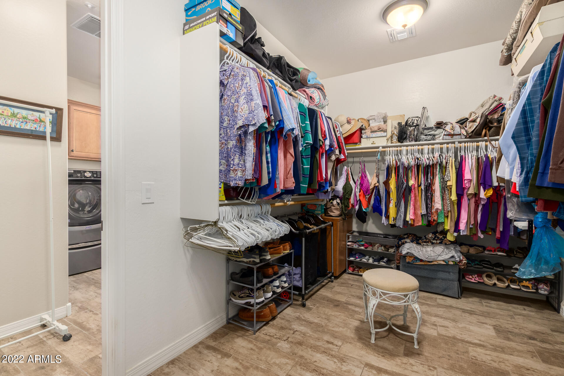 3338 E TIFFANY Court