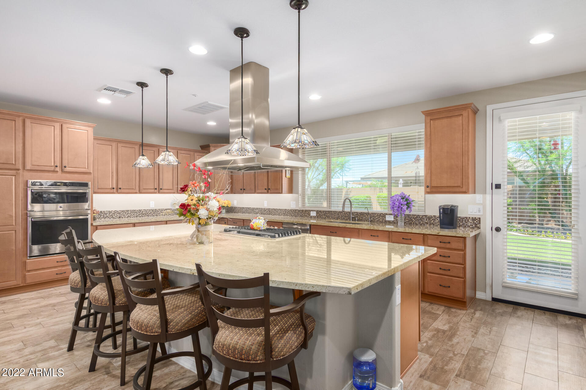 3338 E TIFFANY Court