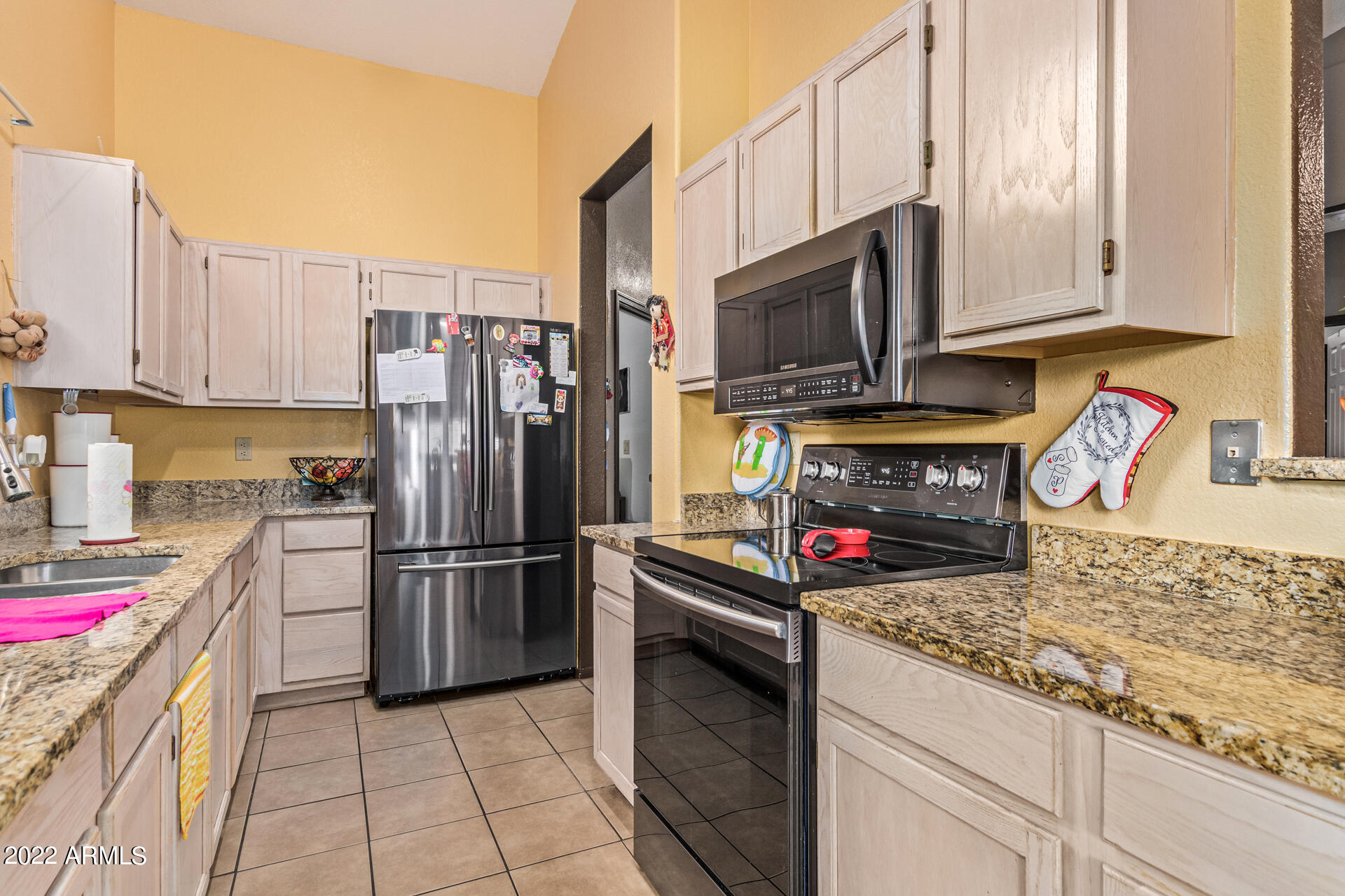 4212 W CAMINO VIVAZ --