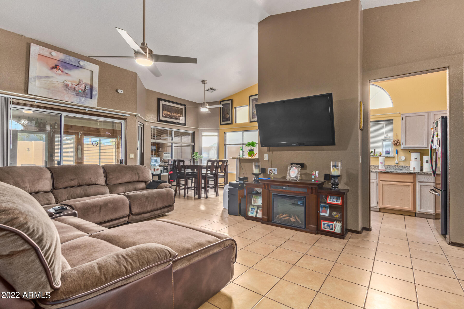 4212 W CAMINO VIVAZ --