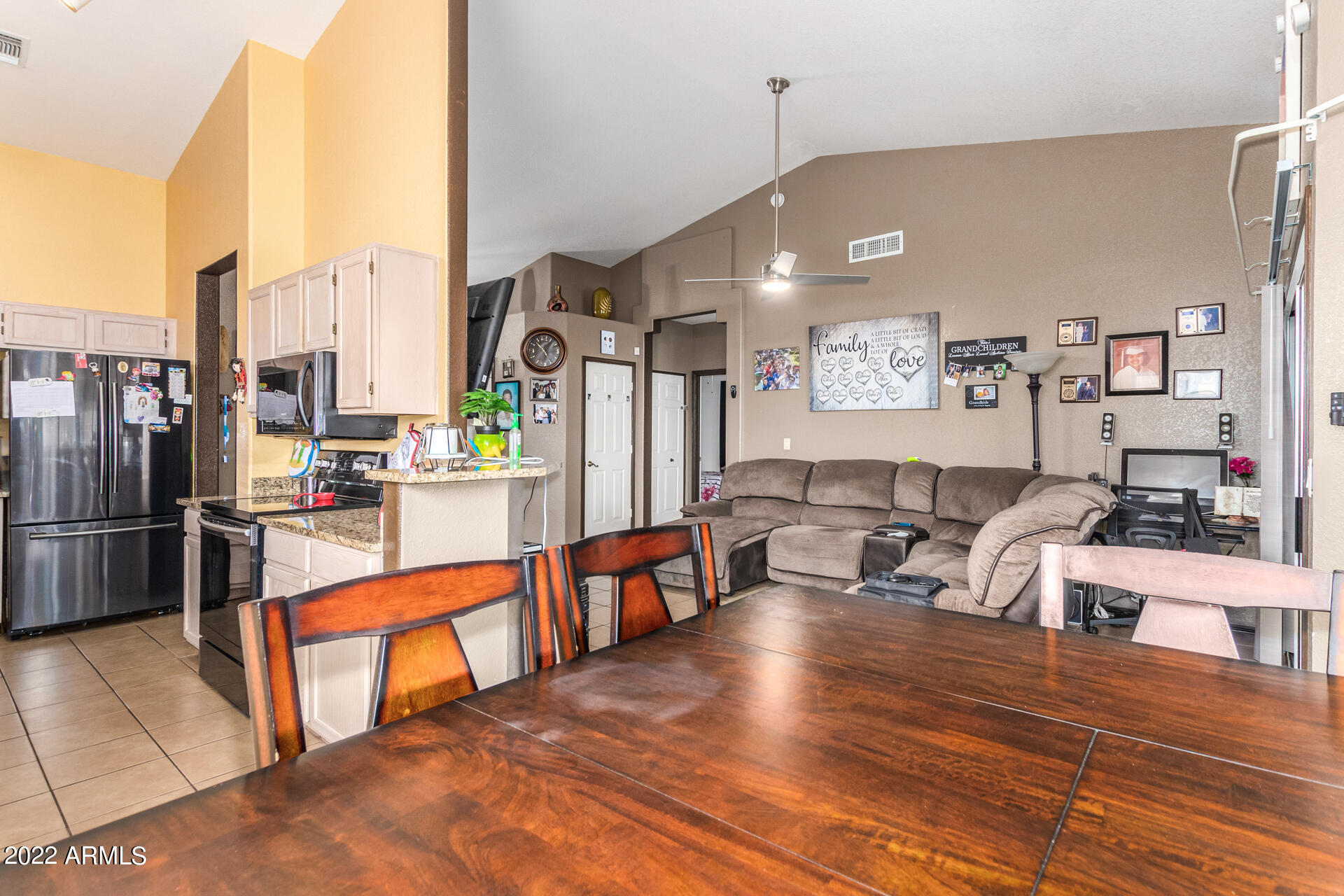 4212 W CAMINO VIVAZ --