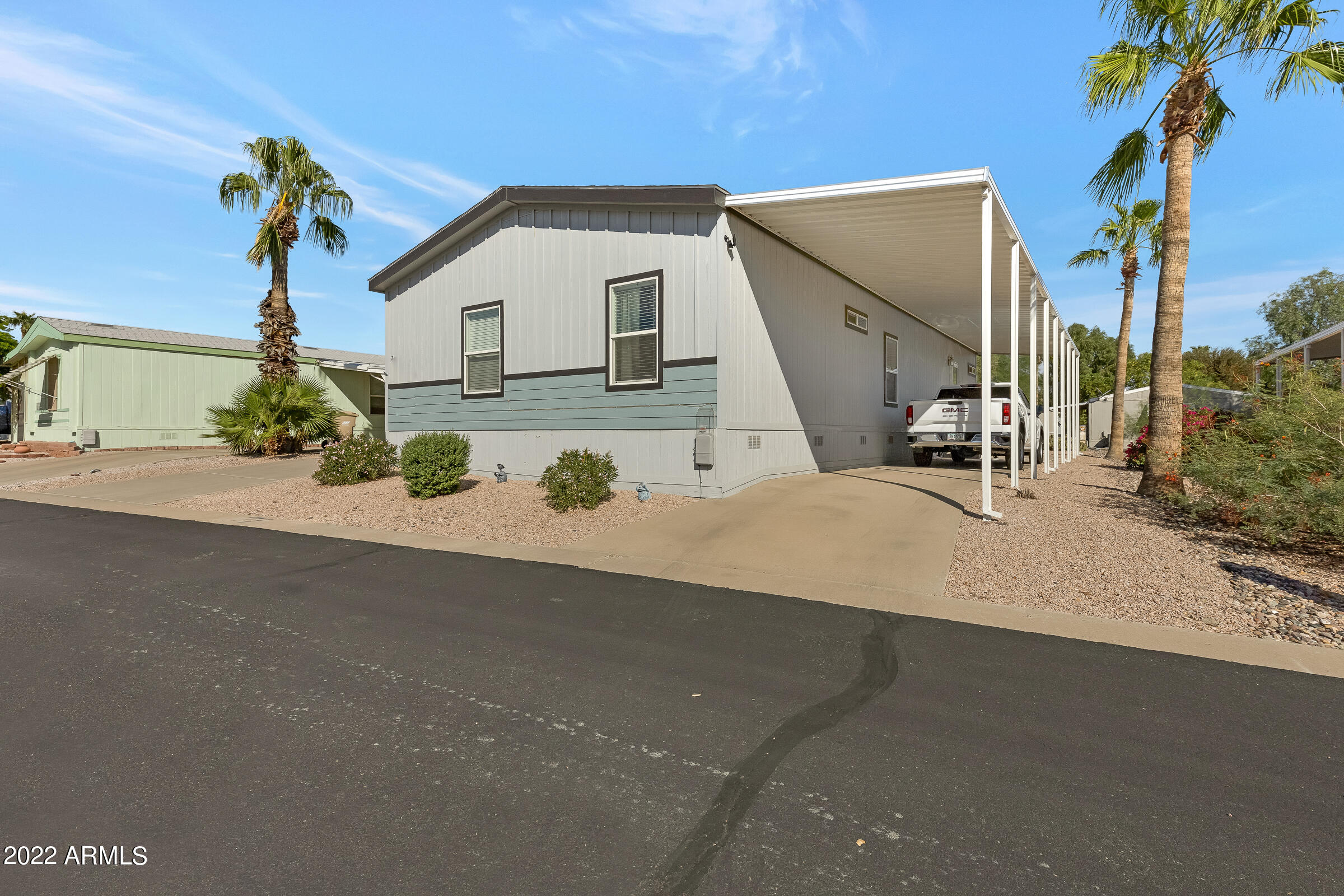 2000 S Apache Road # 71