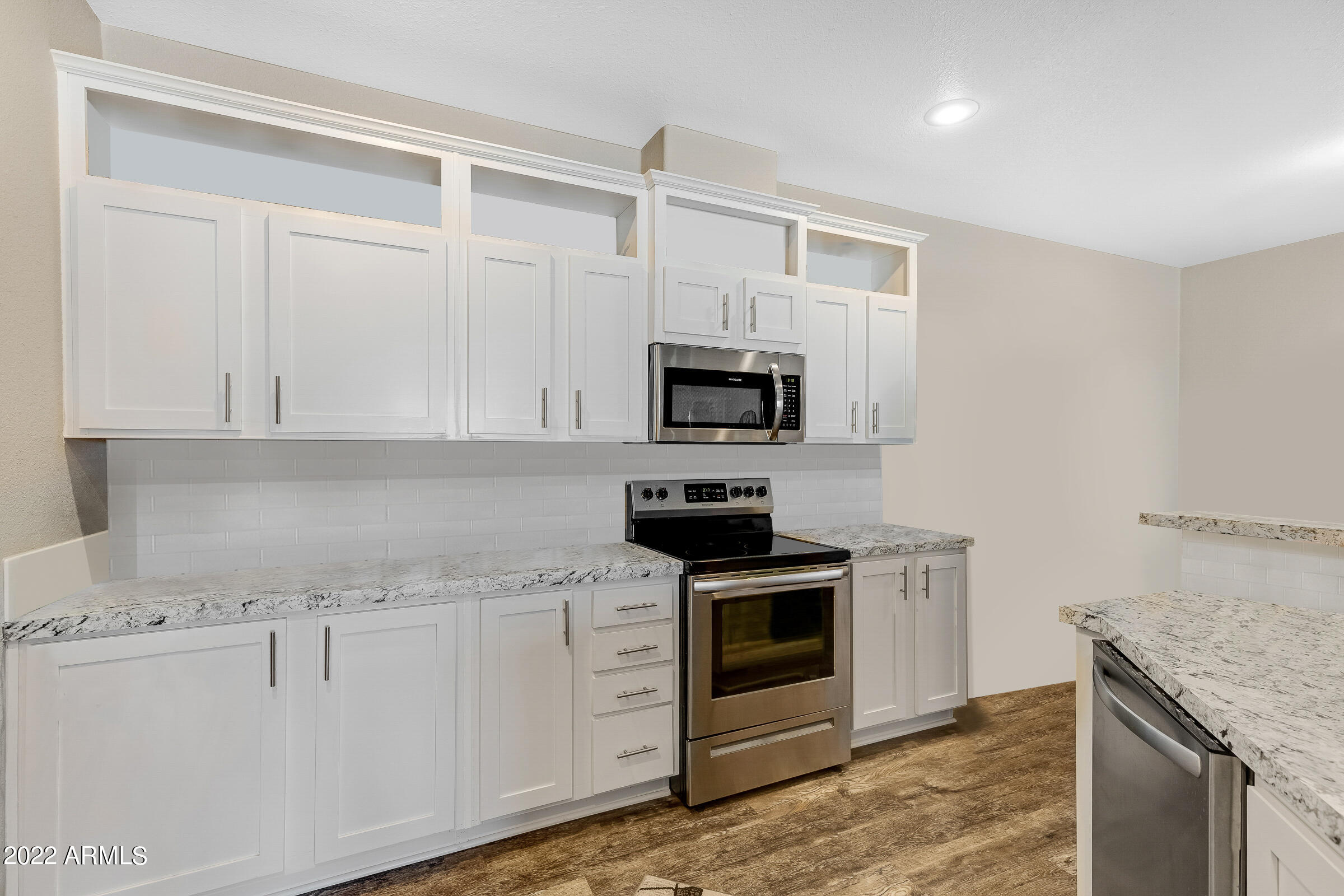 2000 S Apache Road # 71