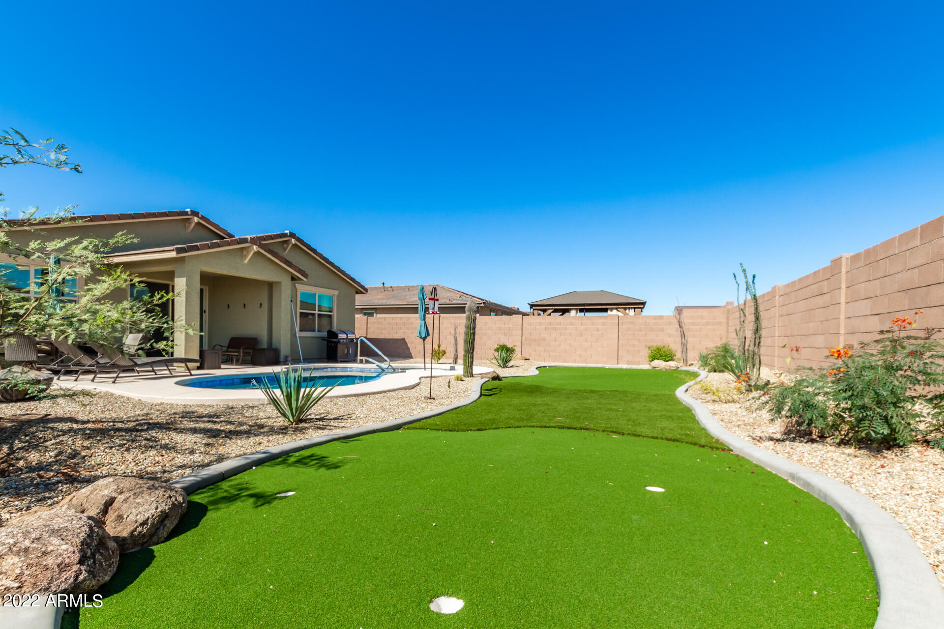 18054 W ELM Street