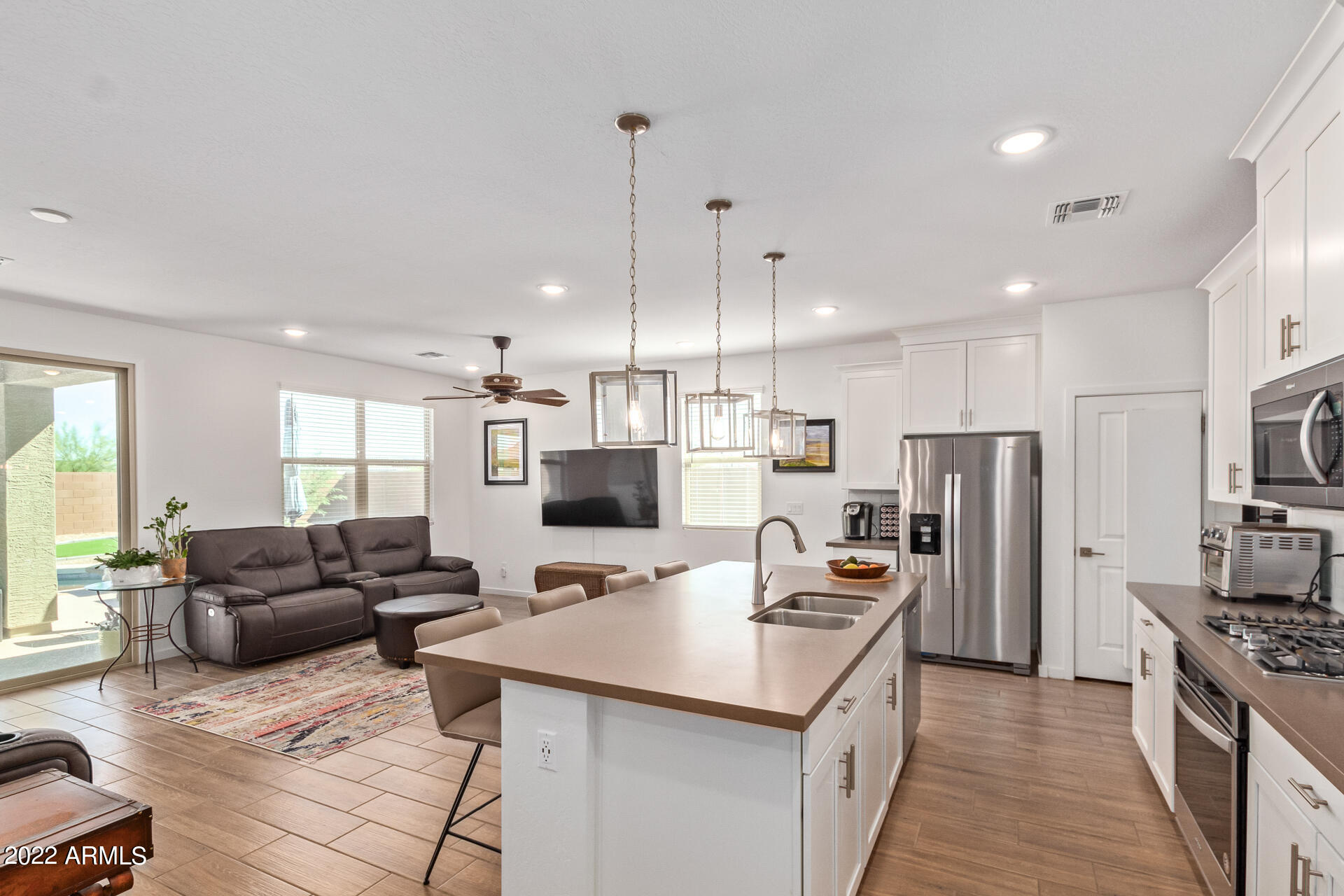 18054 W ELM Street