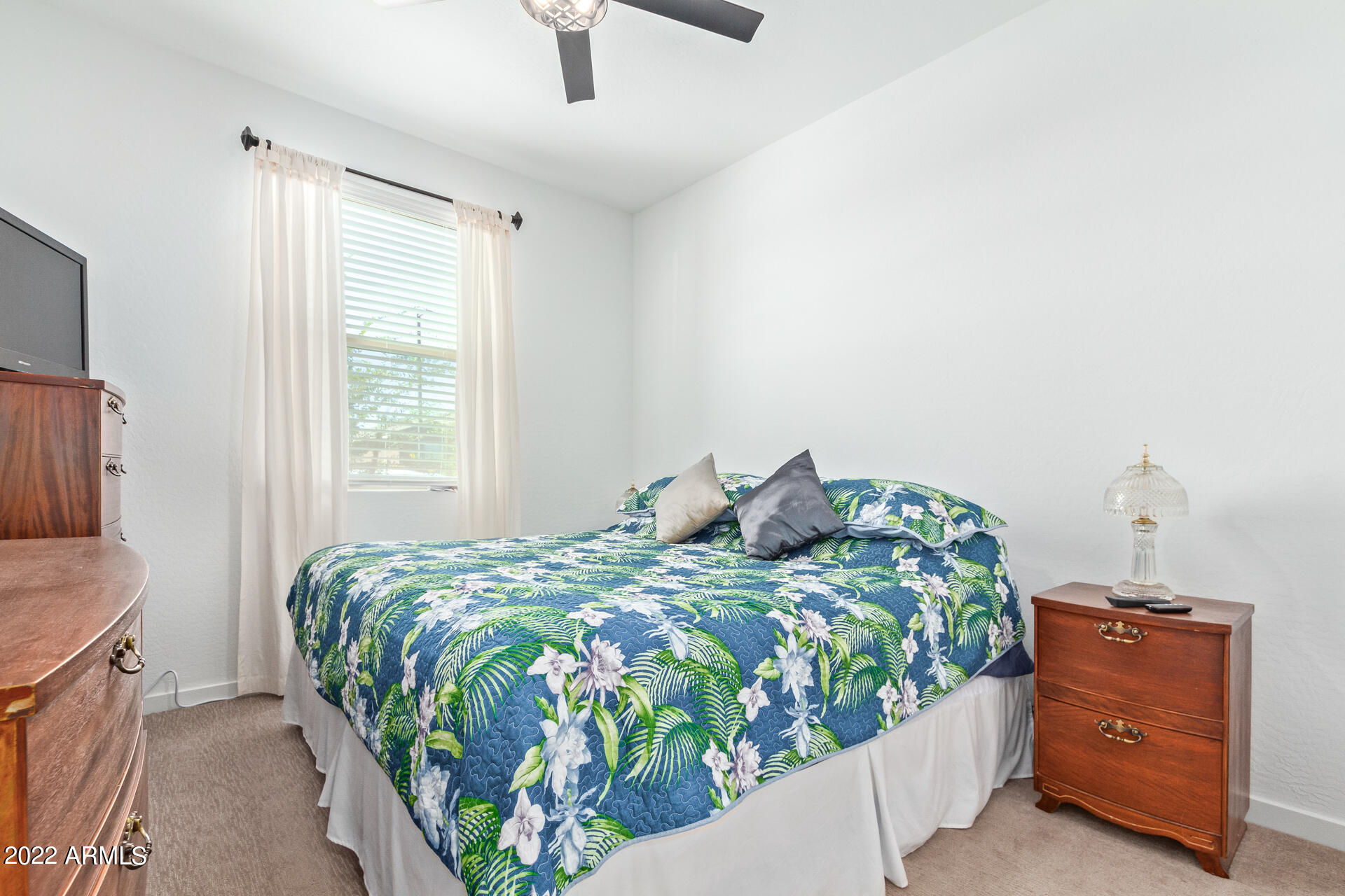 18054 W ELM Street