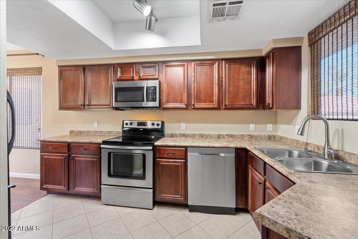 4925 E DESERT COVE Avenue # 254