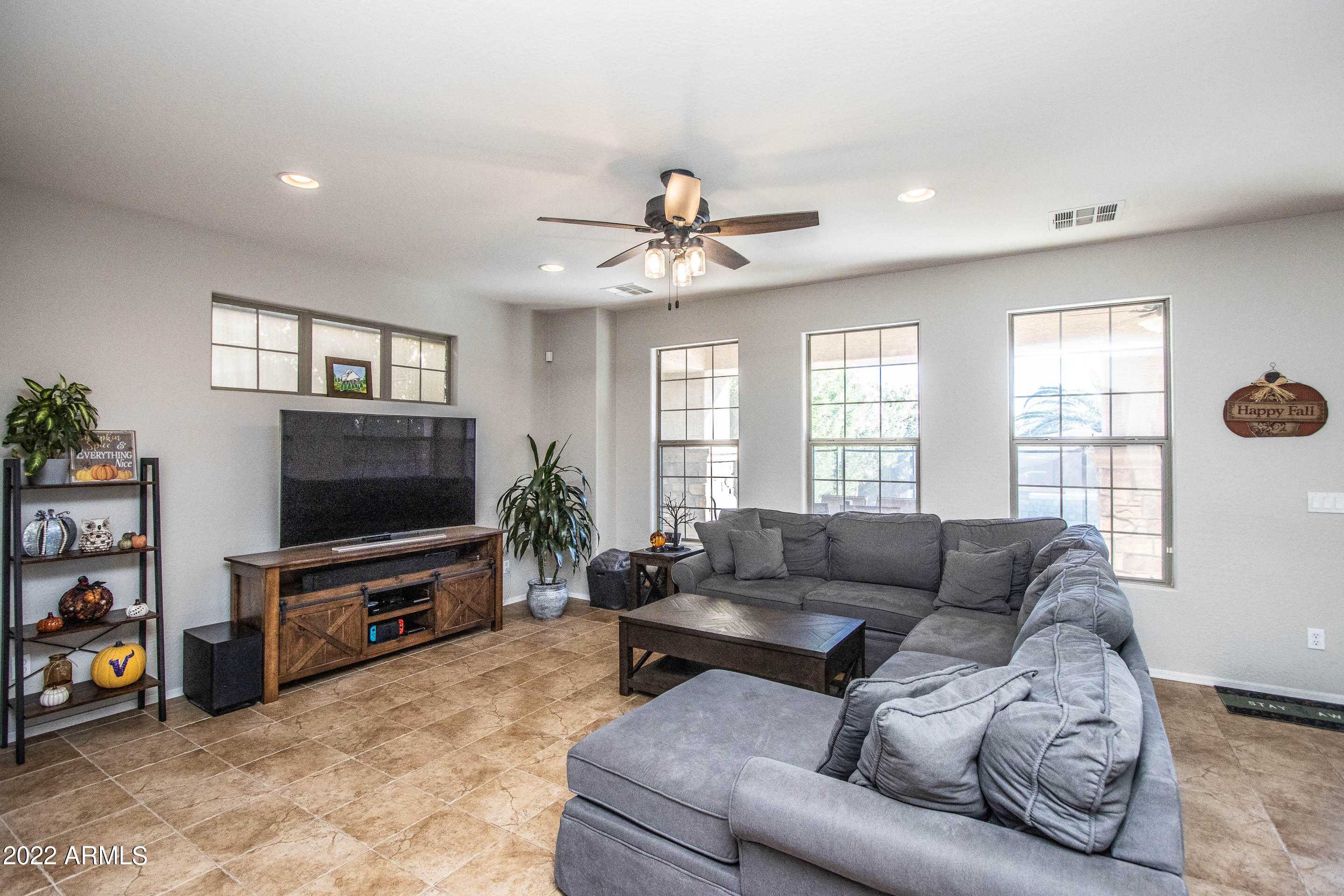 2899 E FANDANGO Drive