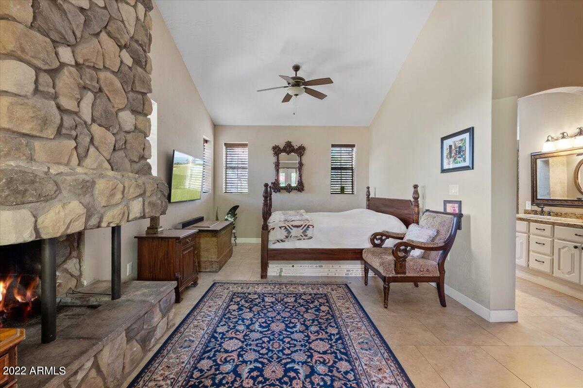 8459 E WHISPERING WIND Drive