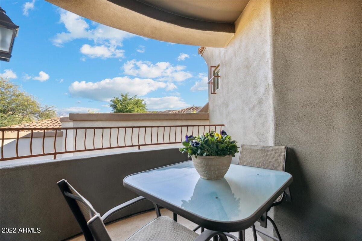 19550 N GRAYHAWK Drive N # 1092