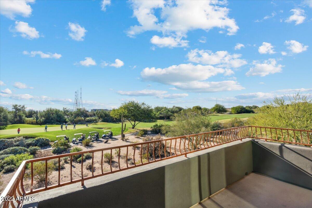 19550 N GRAYHAWK Drive N # 1092