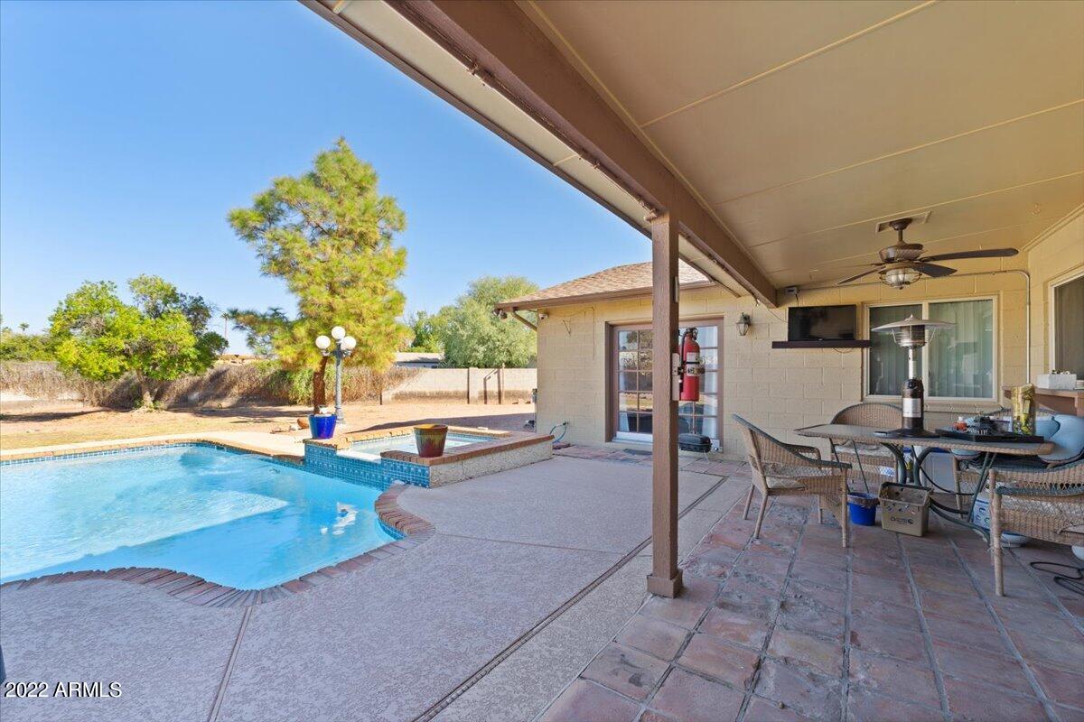 1320 W PALO VERDE Drive