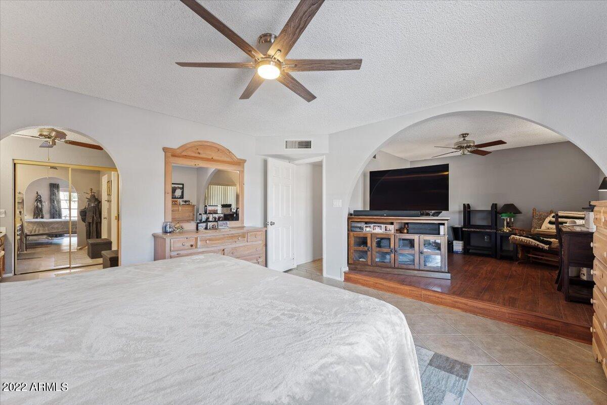 1320 W PALO VERDE Drive