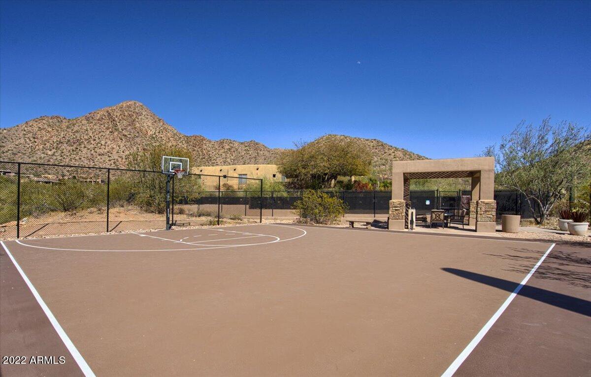 13641 E SHAW BUTTE Drive