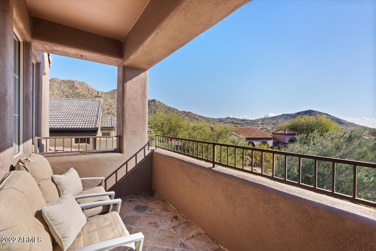 13641 E SHAW BUTTE Drive