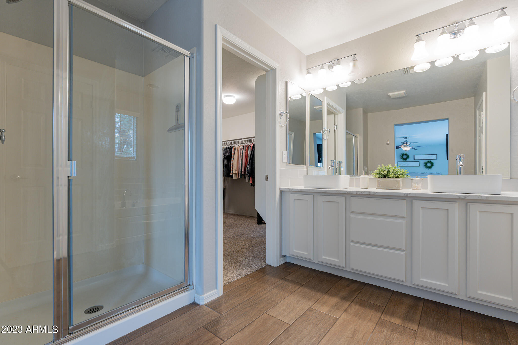 2519 W DESERT VISTA Trail