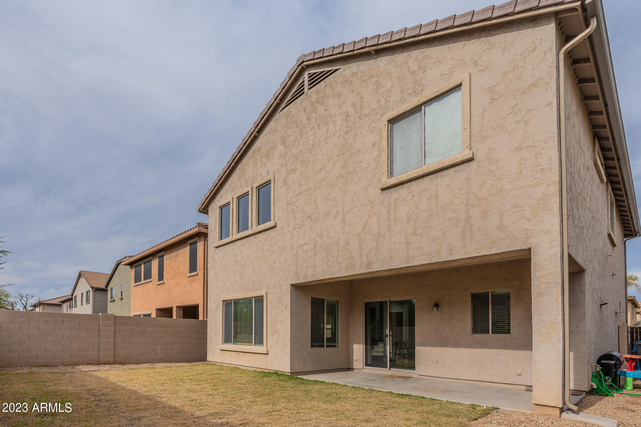 2519 W DESERT VISTA Trail