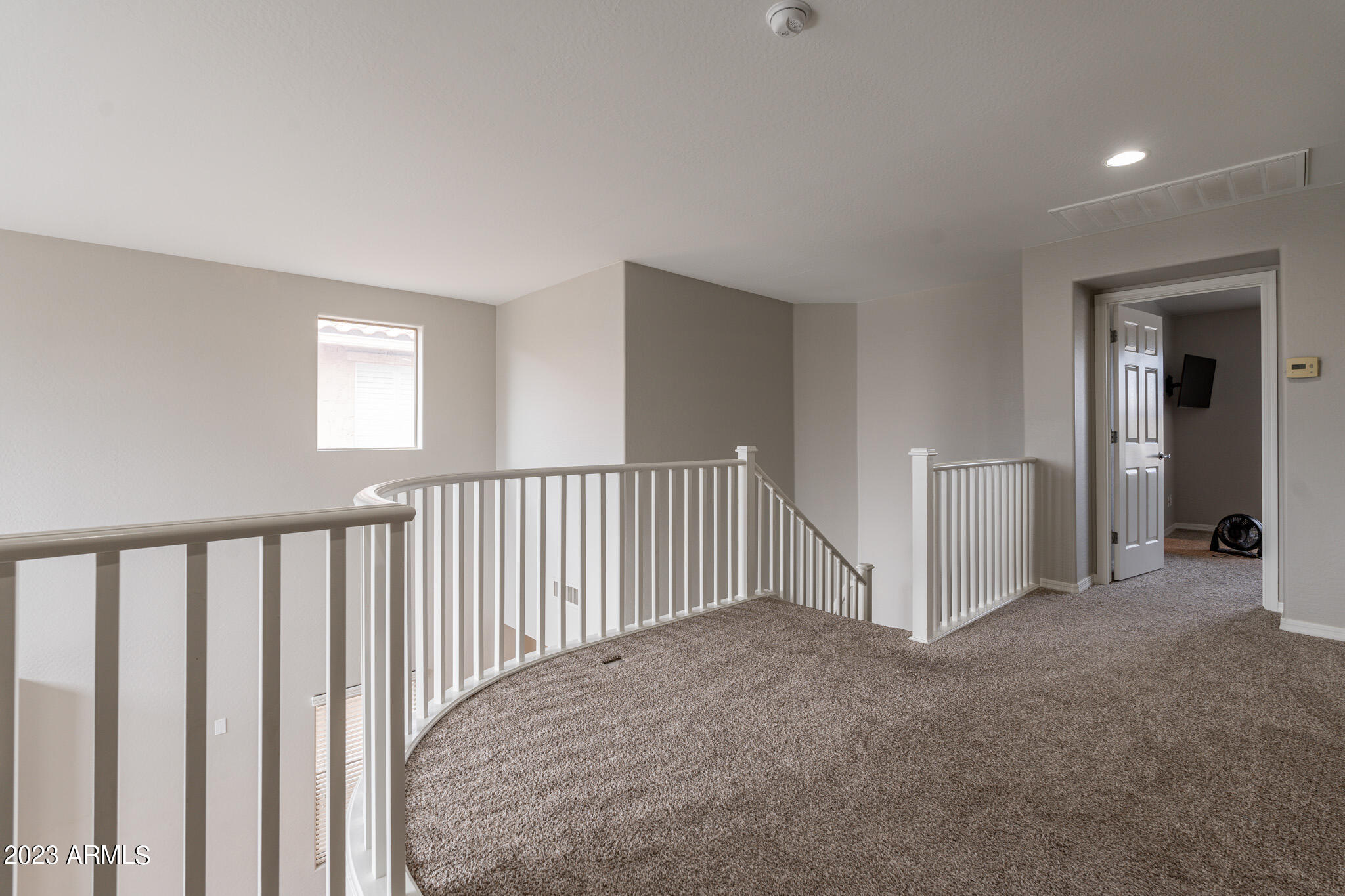2519 W DESERT VISTA Trail
