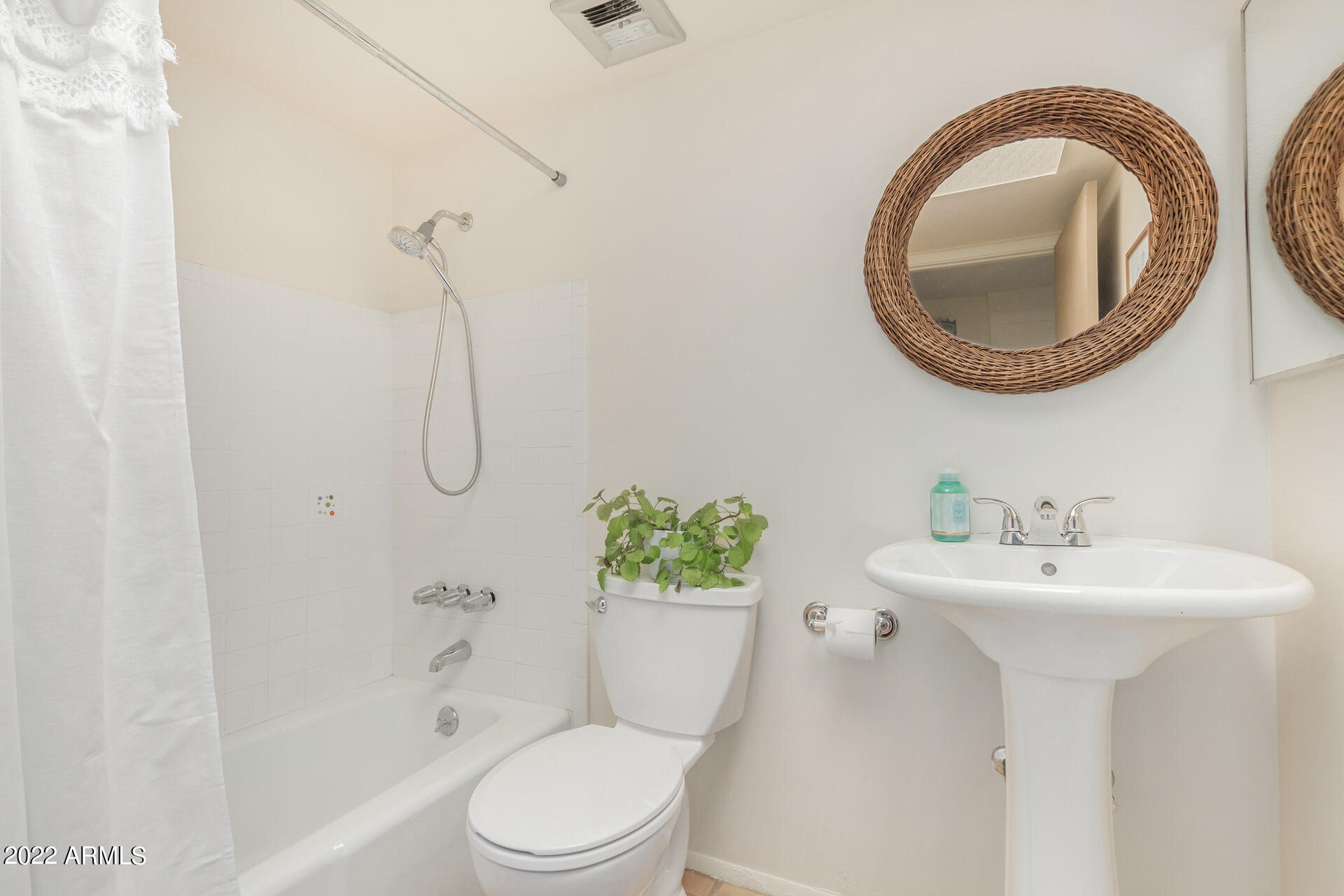 8141 N CENTRAL Avenue # 3