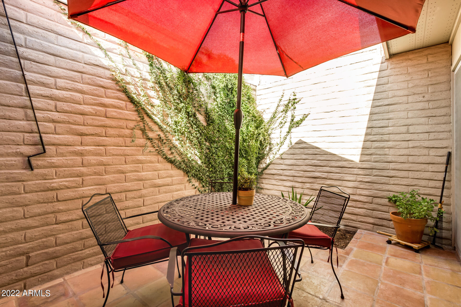 8141 N CENTRAL Avenue # 3