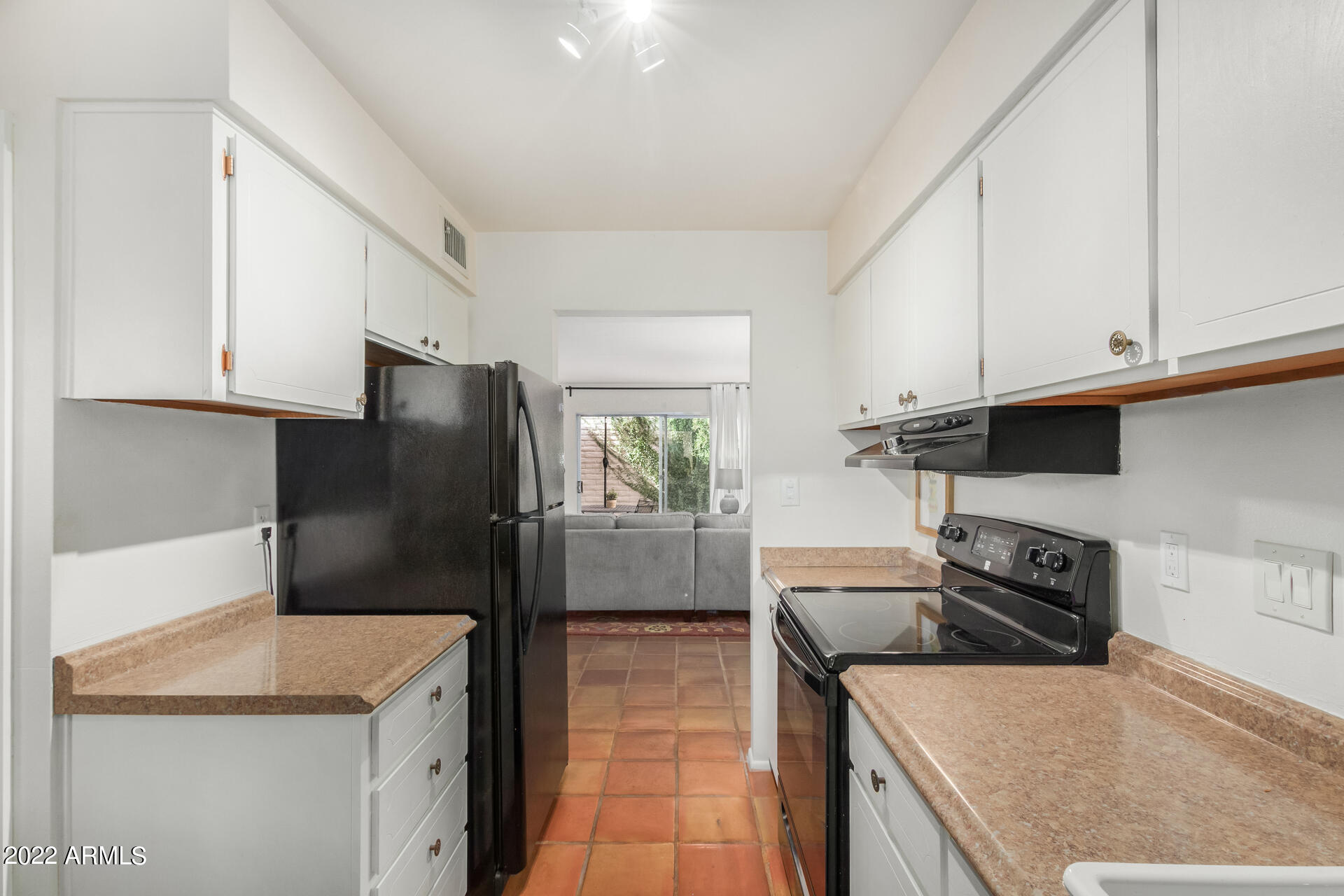 8141 N CENTRAL Avenue # 3