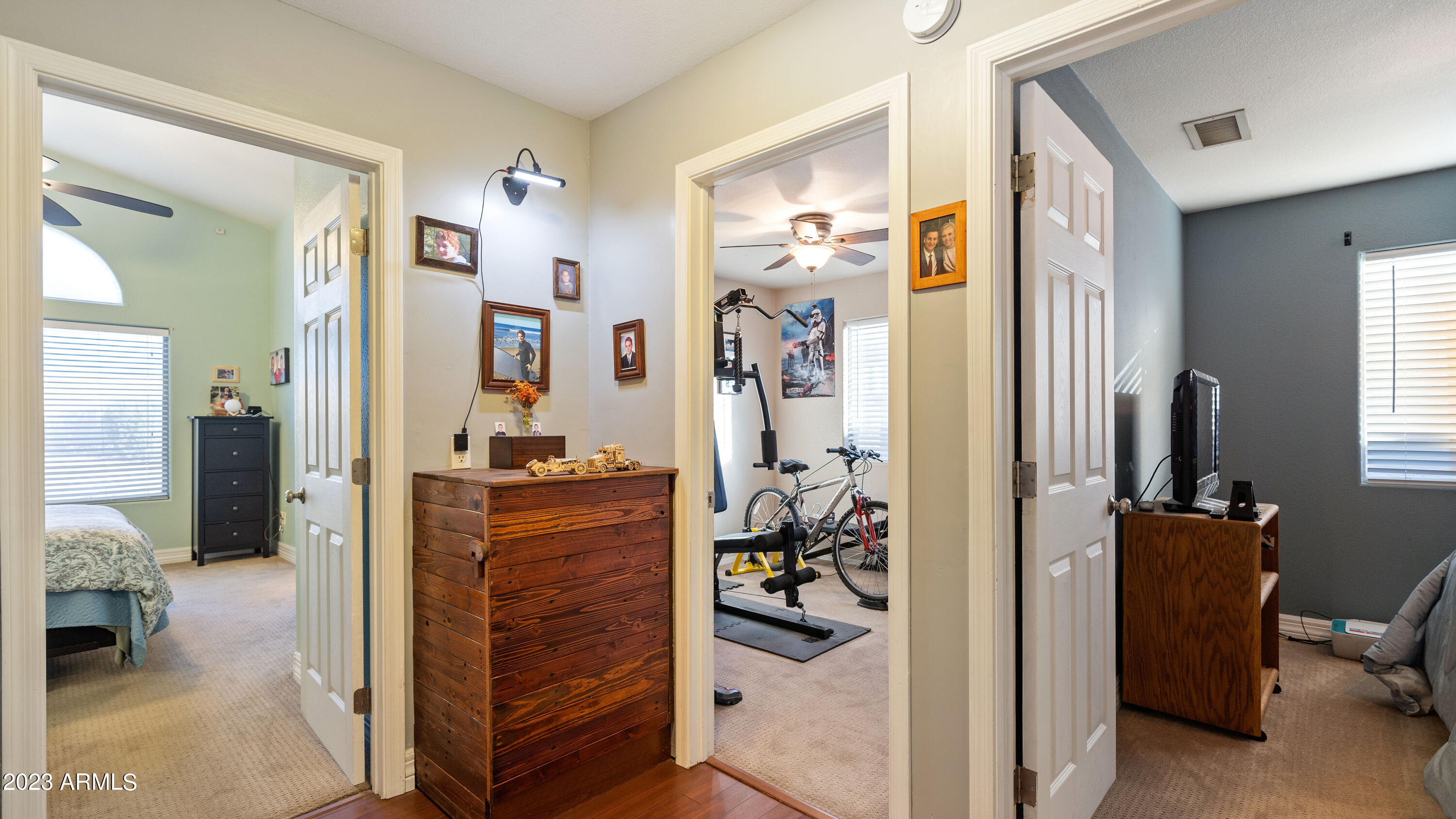439 N WINDSOR --