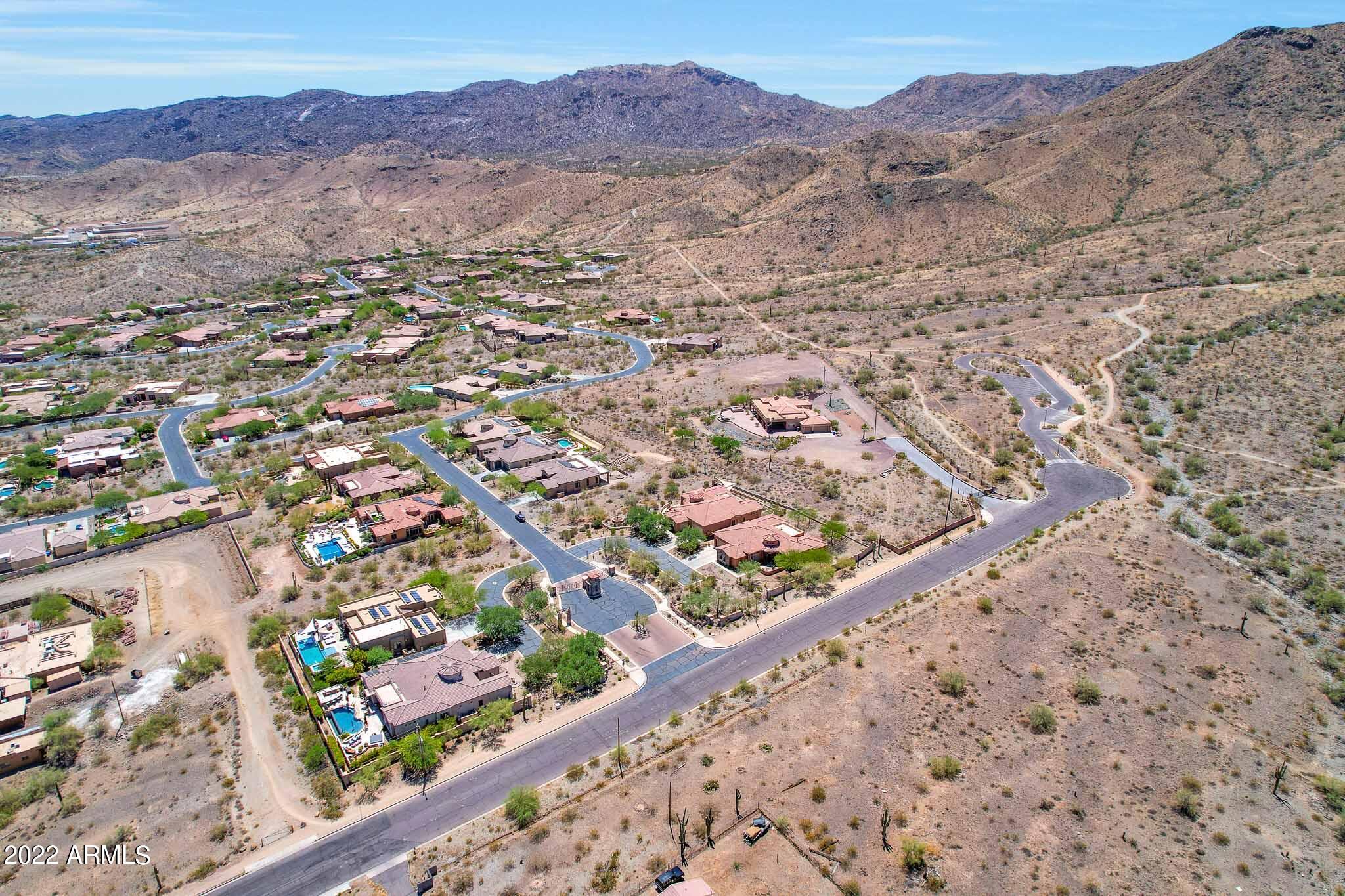 1820 W DESERT VIEW Drive