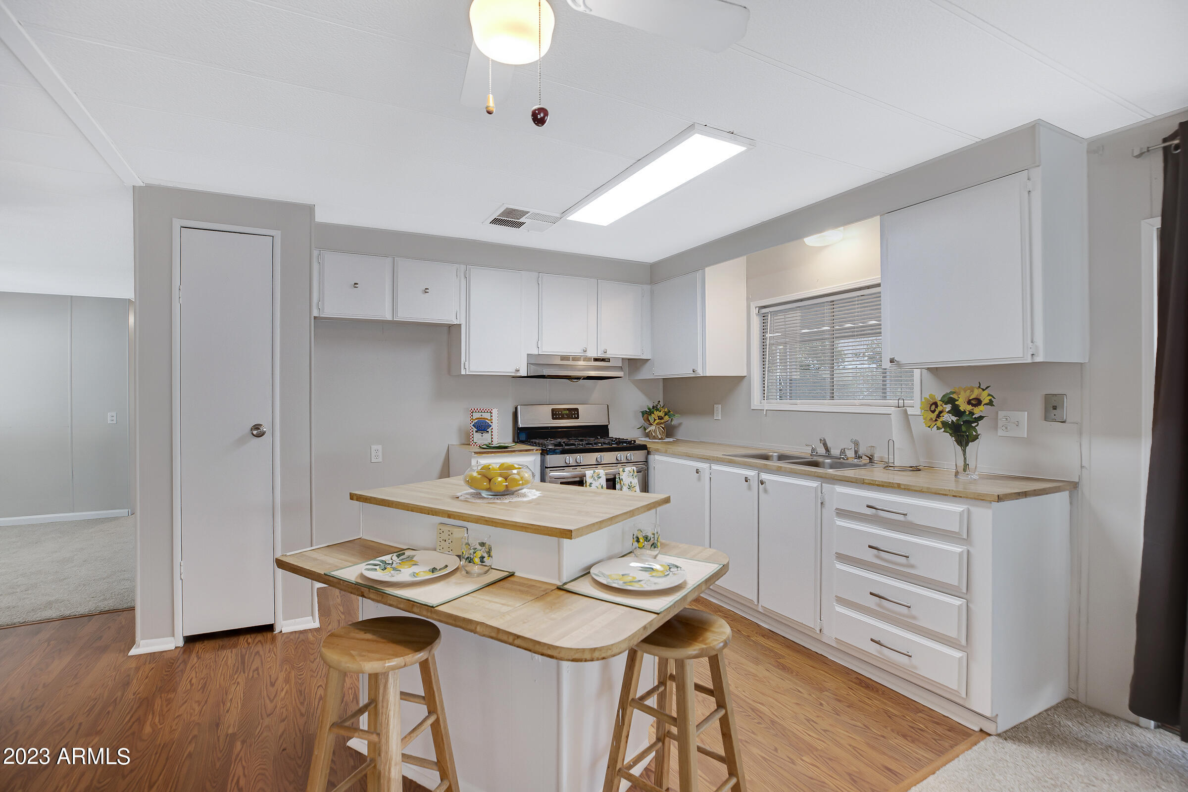 201 S GREENFIELD Road, 308