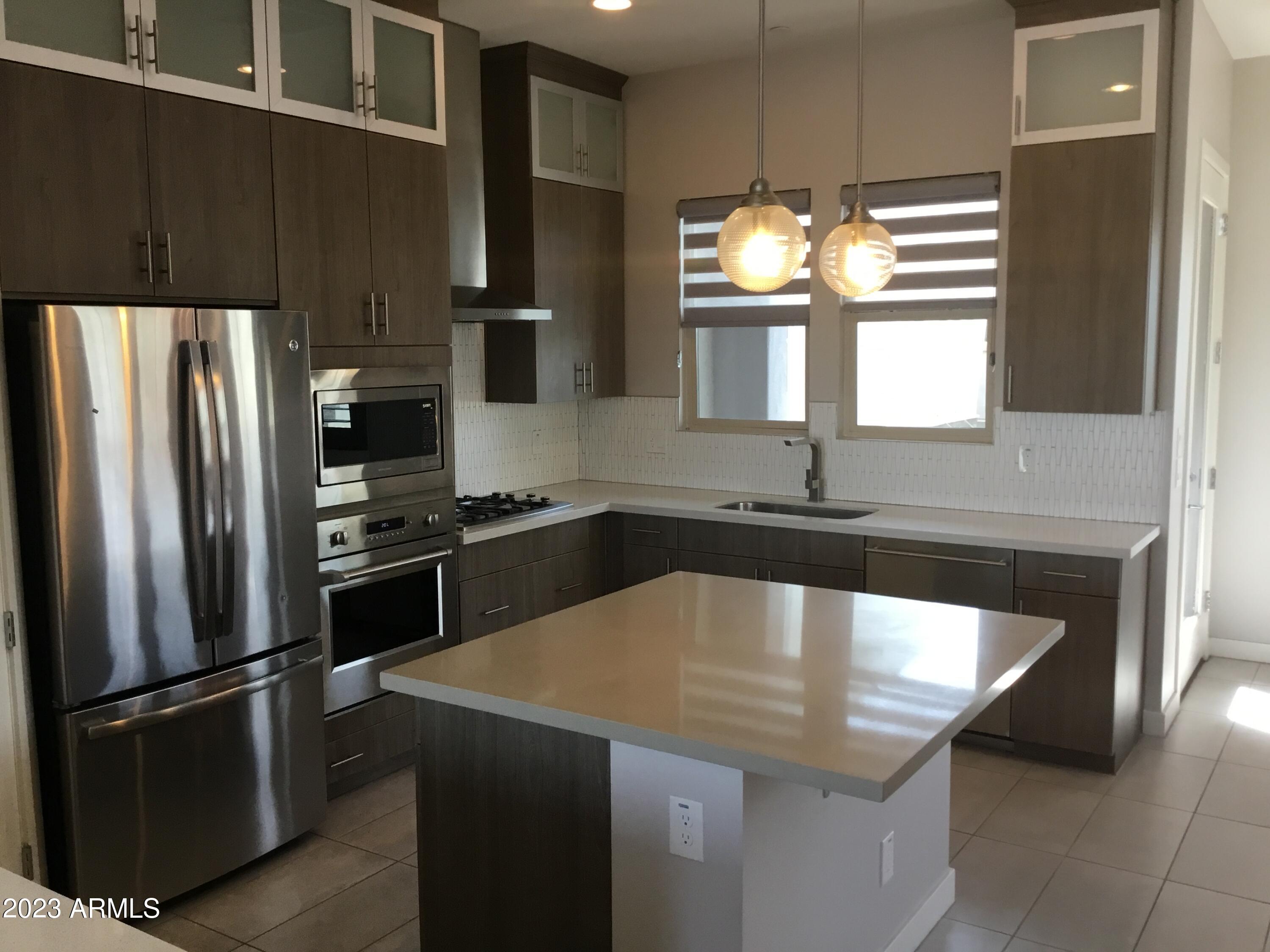 3510 N MILLER Road # 1023