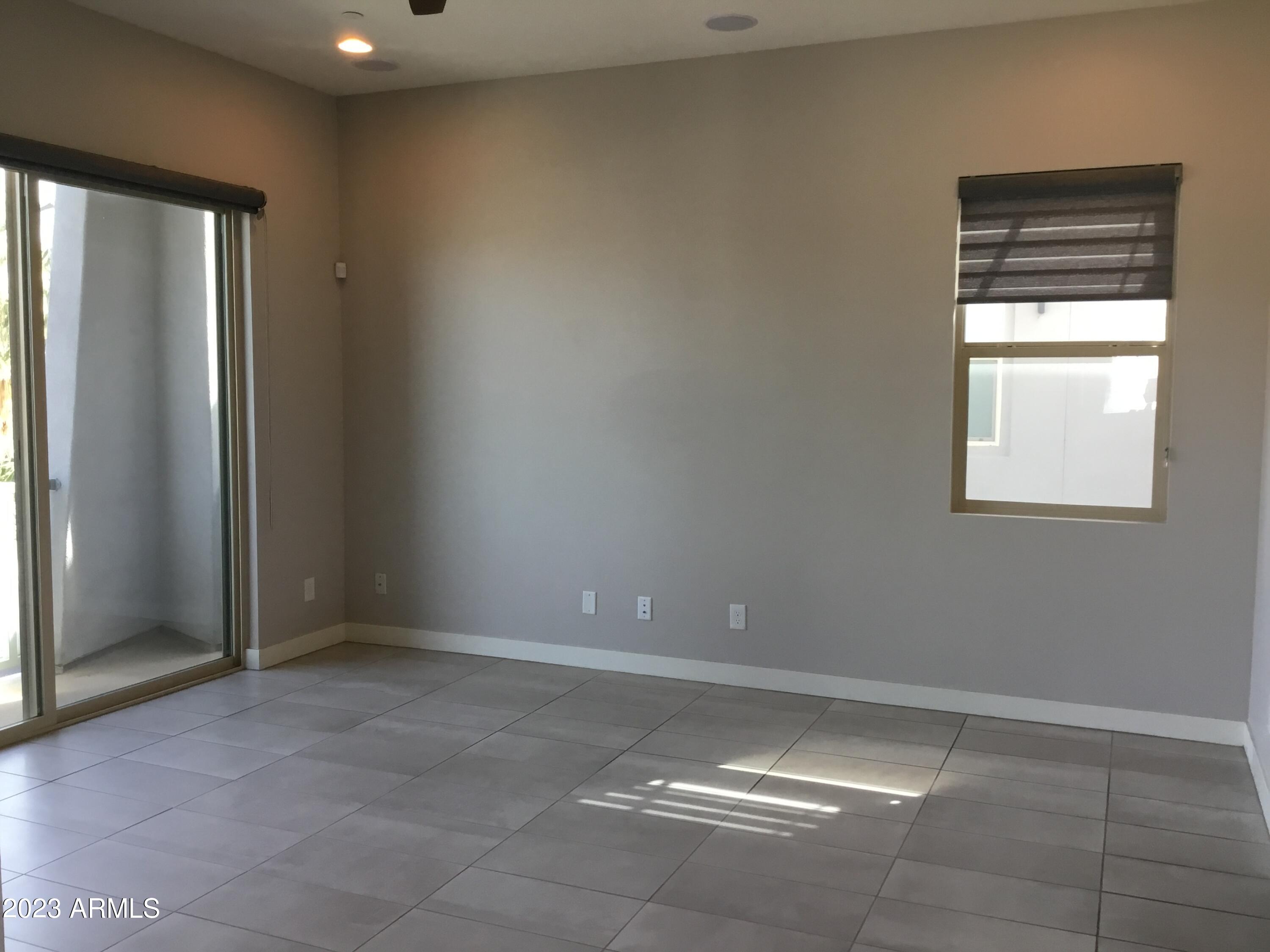 3510 N MILLER Road # 1023