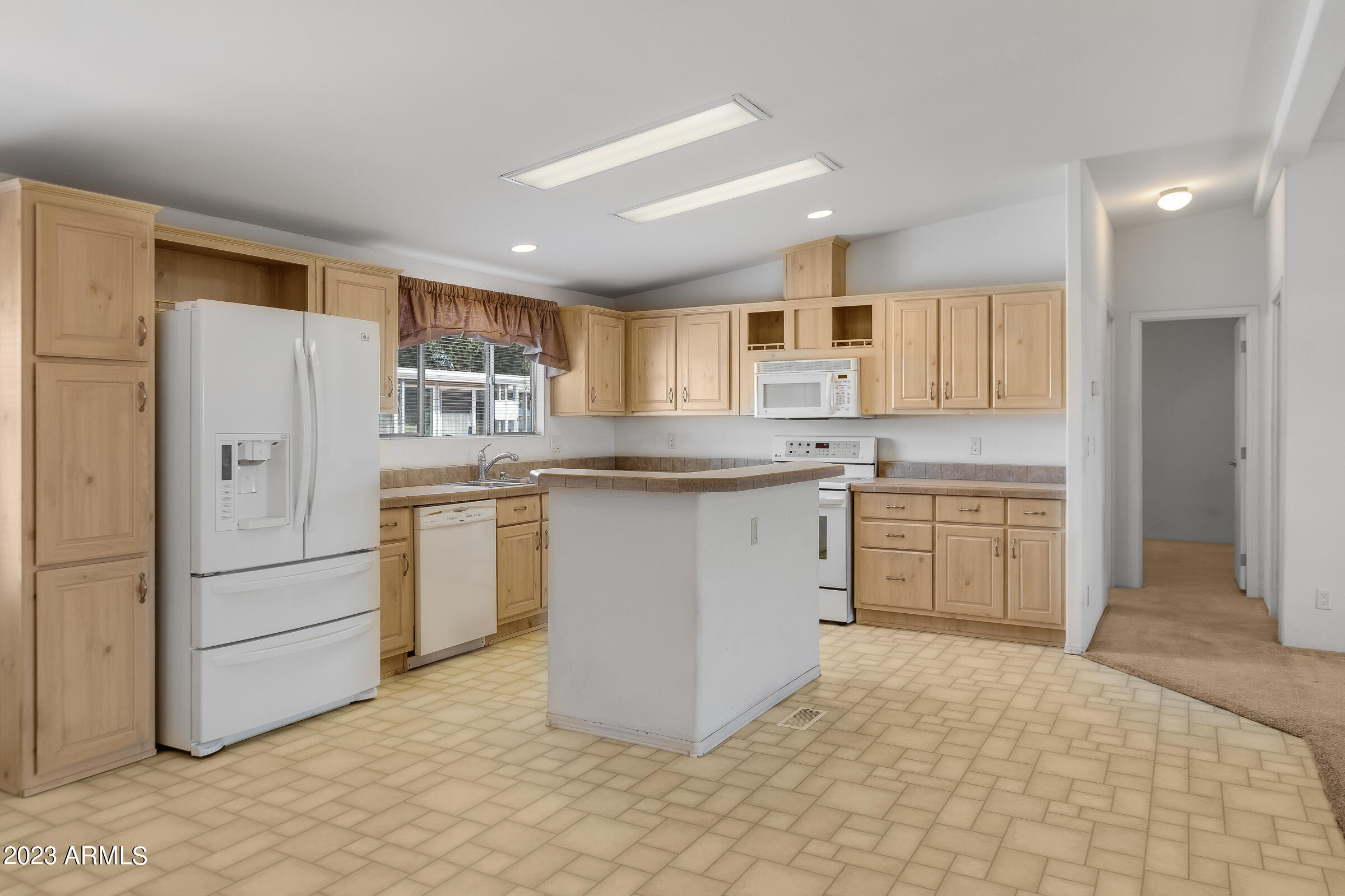 16426 N 32nd Place