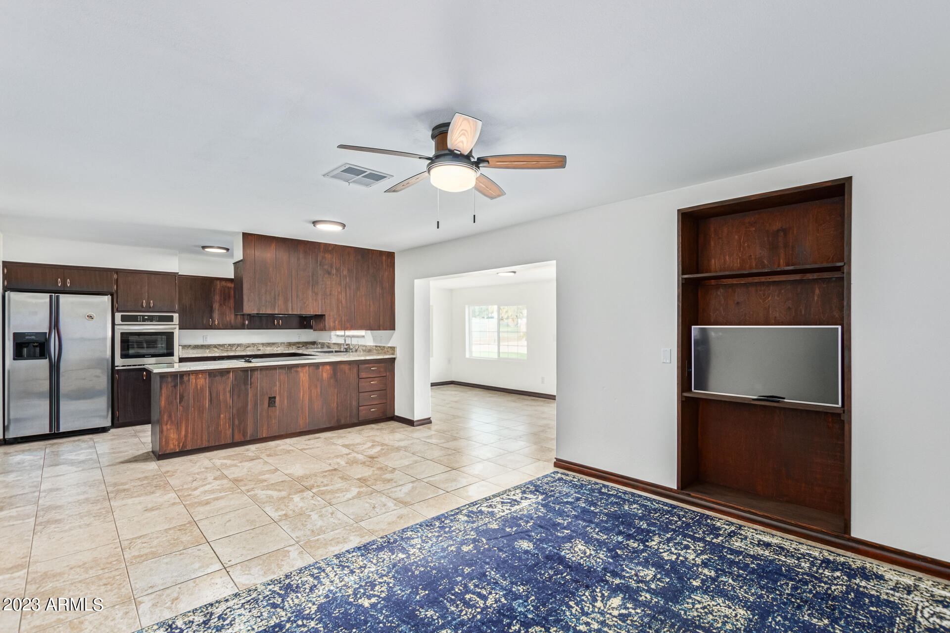 638 S REVOLTA Circle