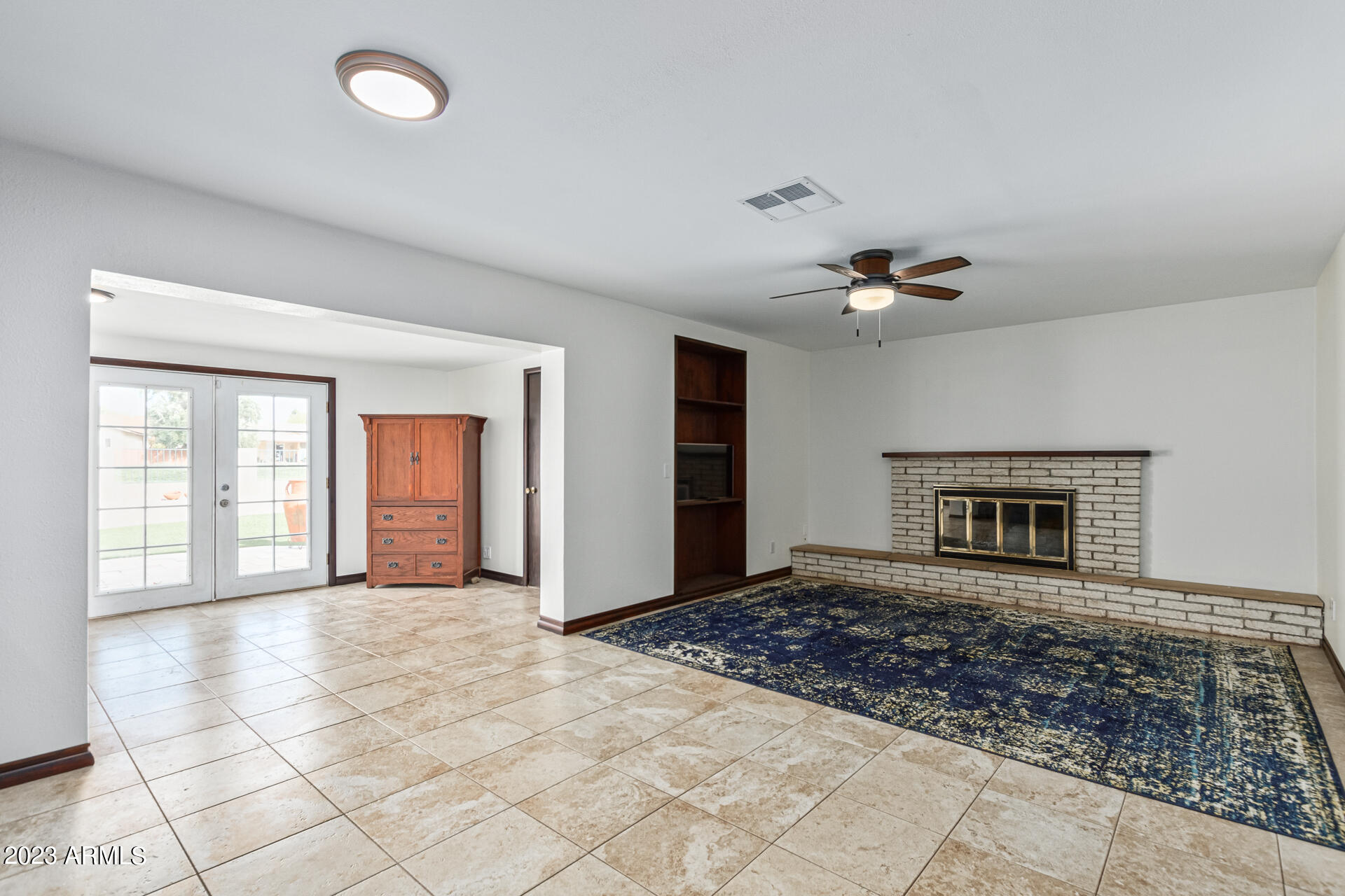 638 S REVOLTA Circle