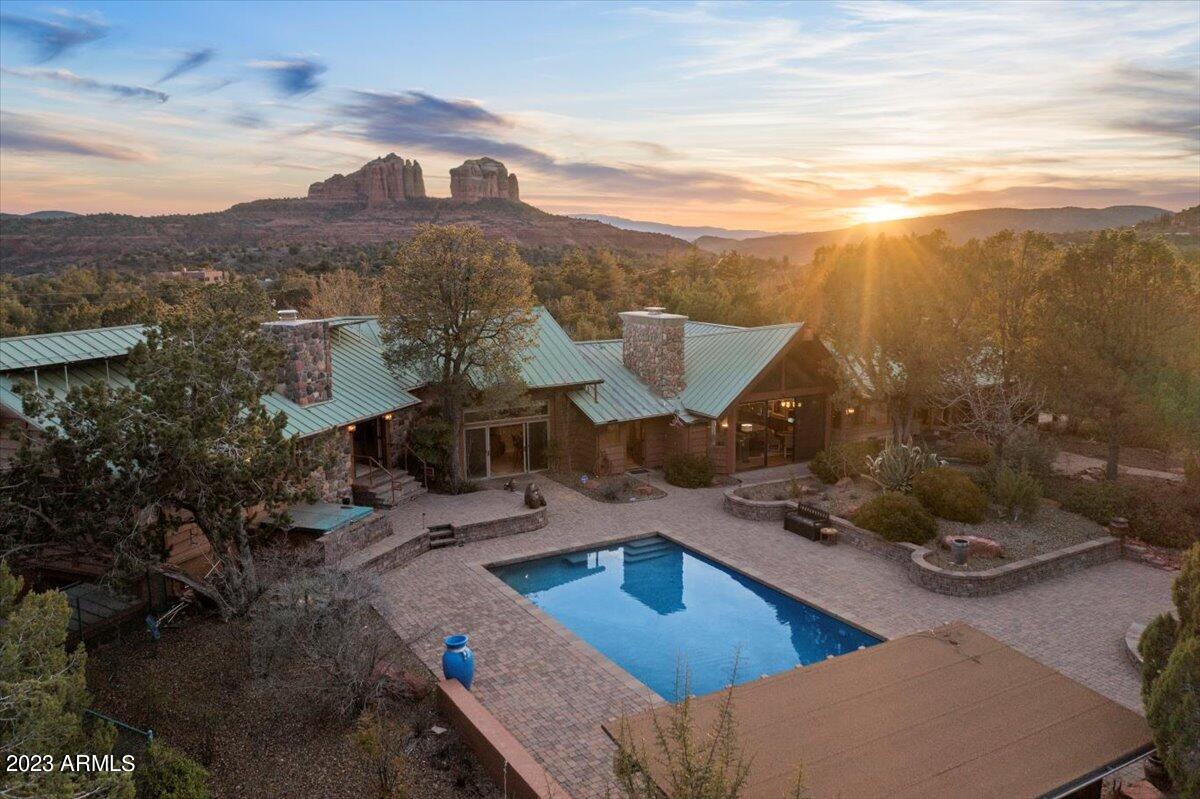 303 BADGER Drive