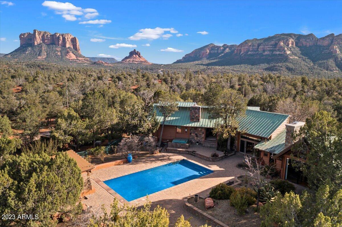 303 BADGER Drive