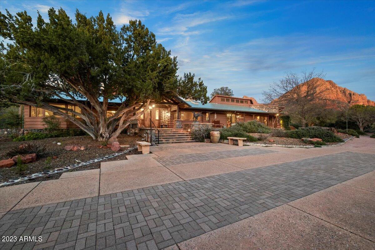 303 BADGER Drive