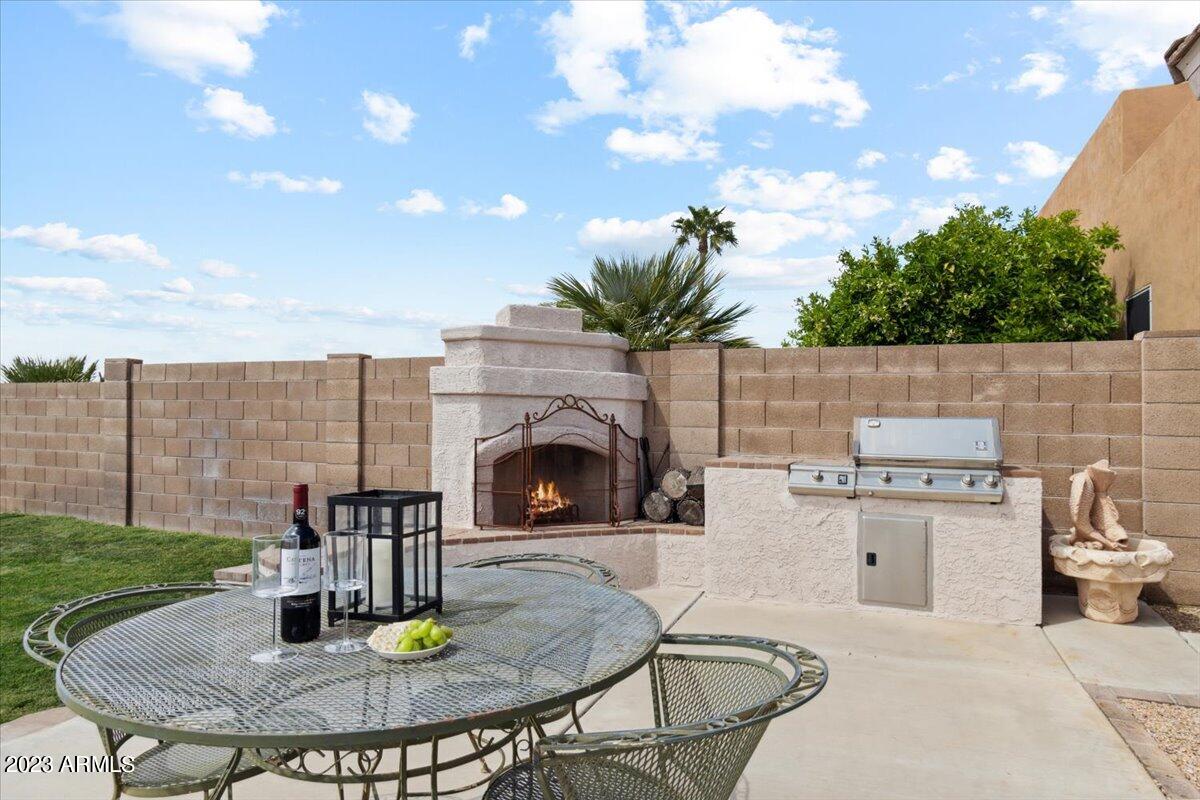 27002 N 46TH Street