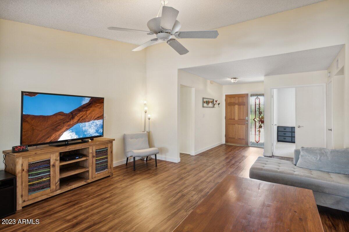 8742 E SAN DANIEL Drive