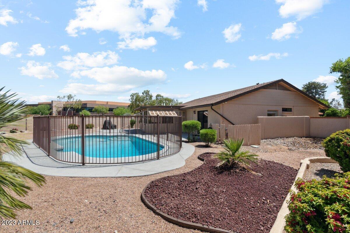 8742 E SAN DANIEL Drive