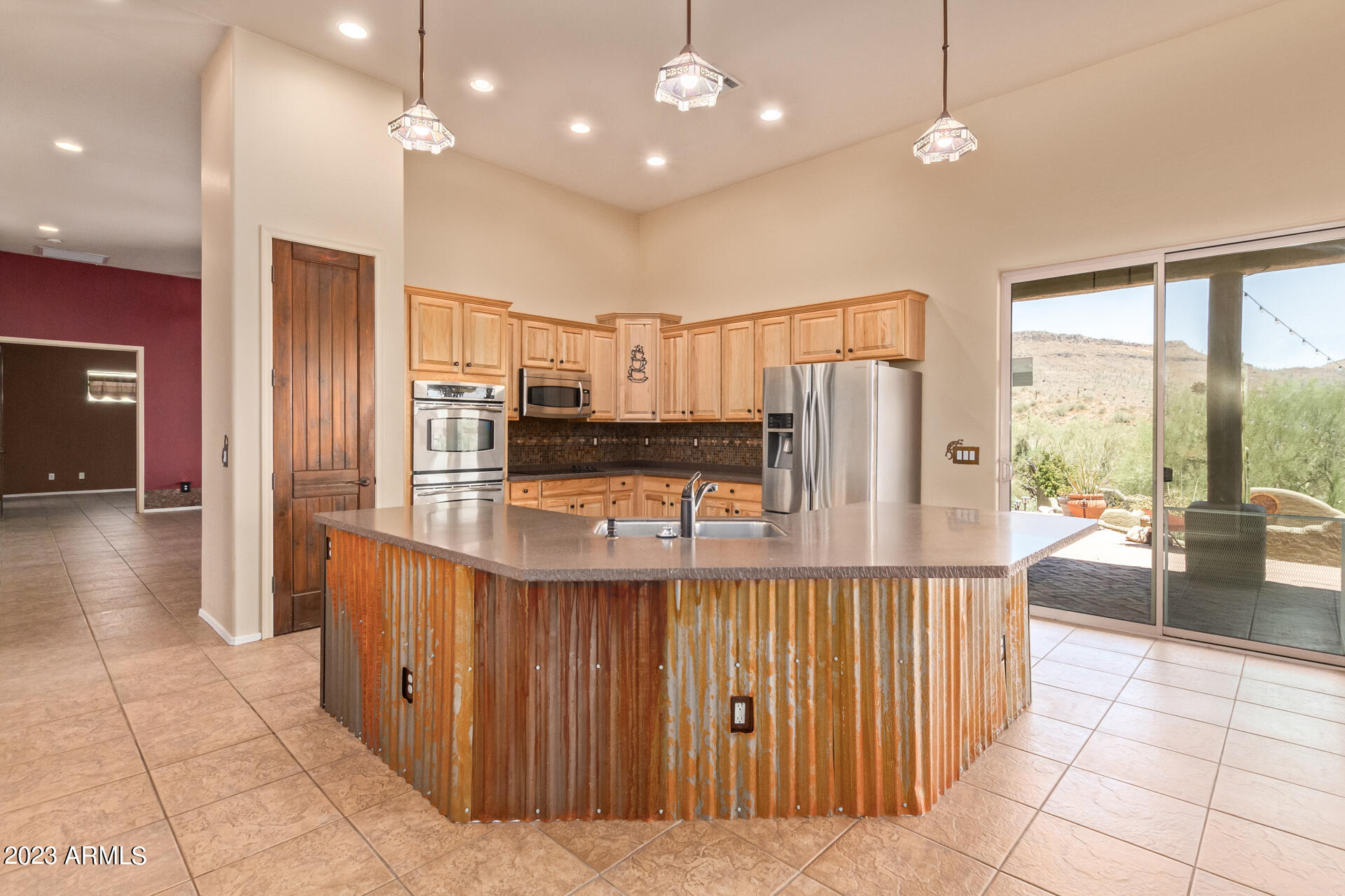 210 W YUCCA Lane