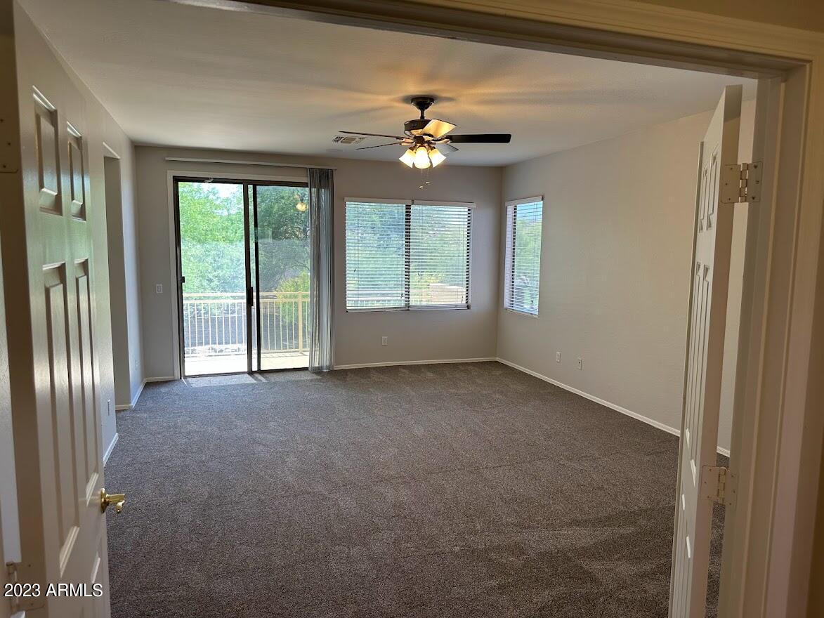 3411 W KING Drive