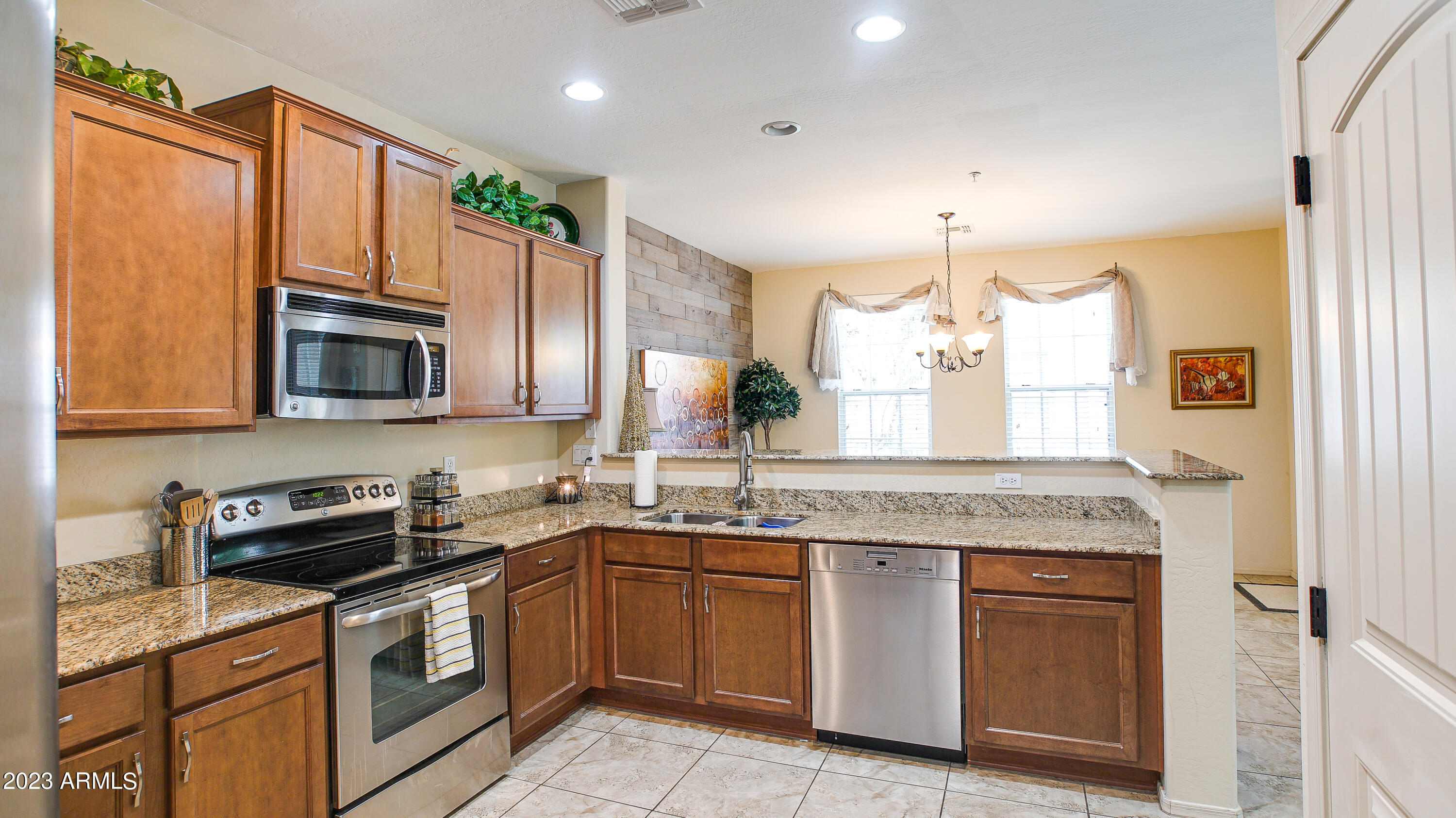 4762 E Portola Valley Drive # 101