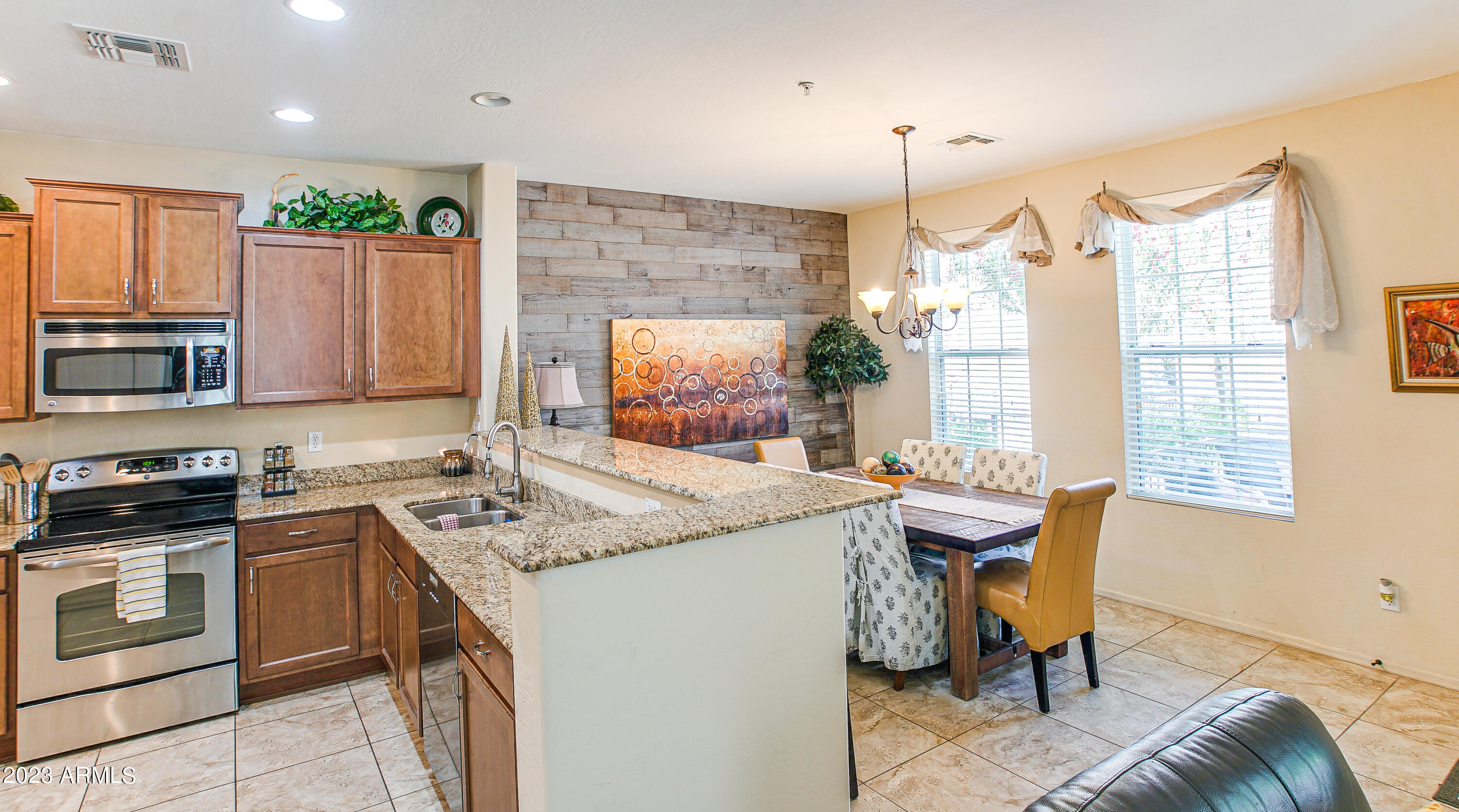 4762 E Portola Valley Drive # 101