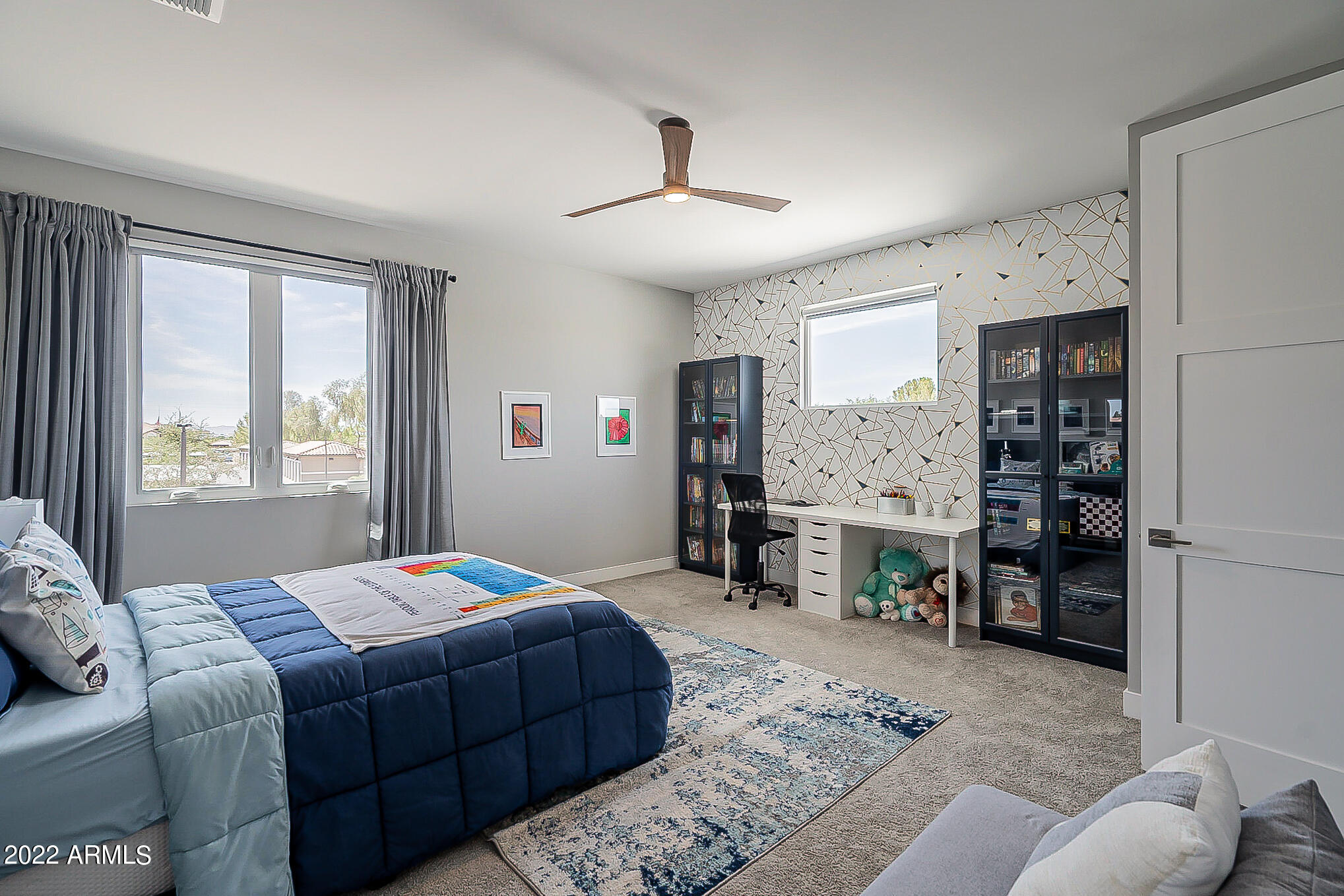 2944 S SANDSTONE Court