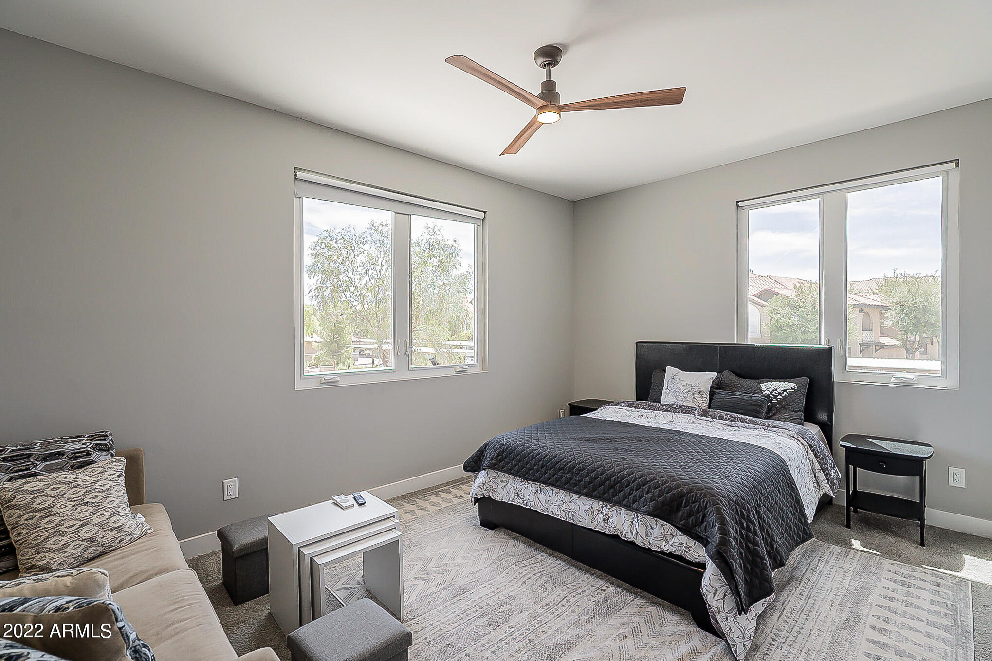 2944 S SANDSTONE Court