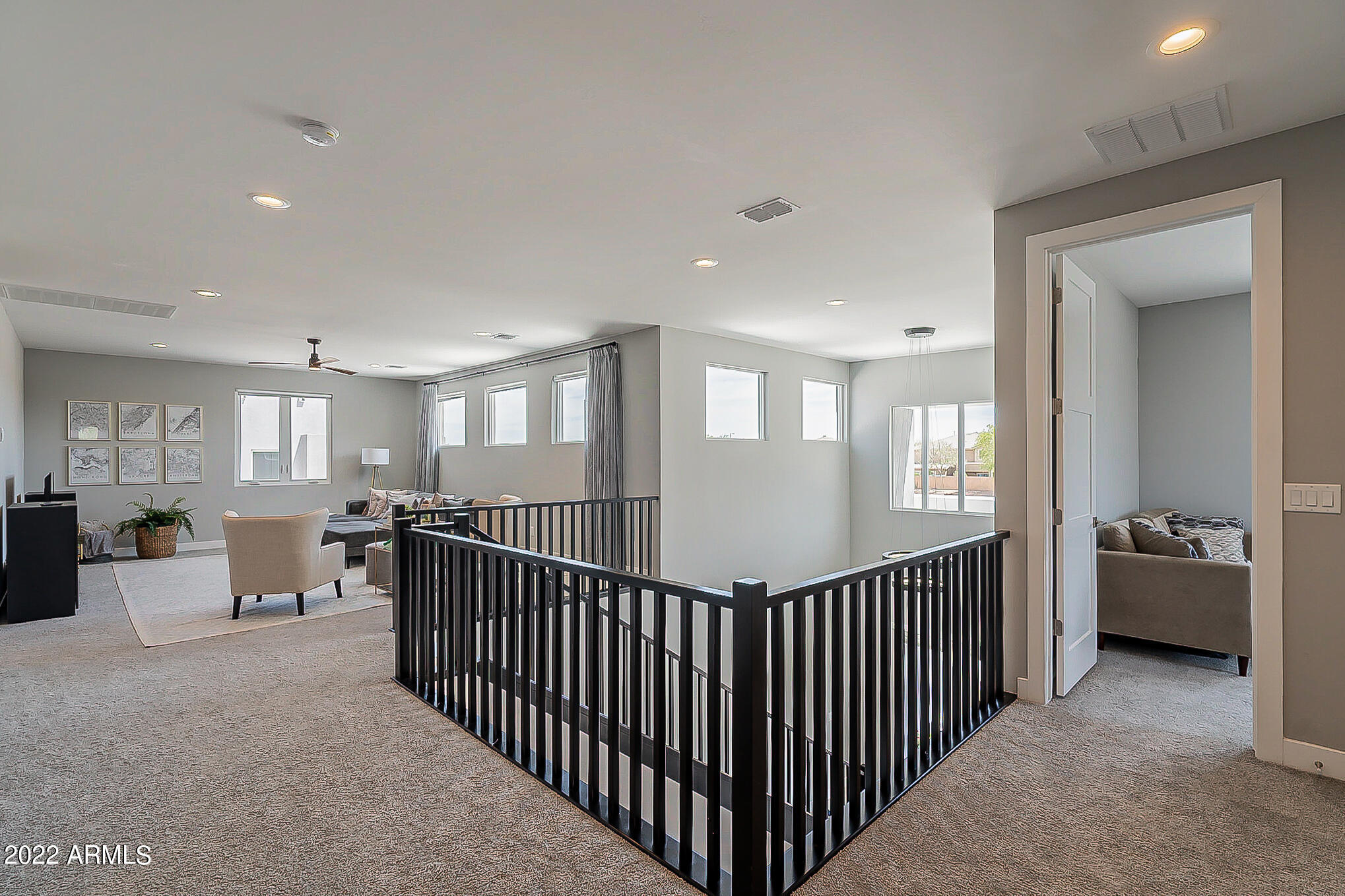 2944 S SANDSTONE Court