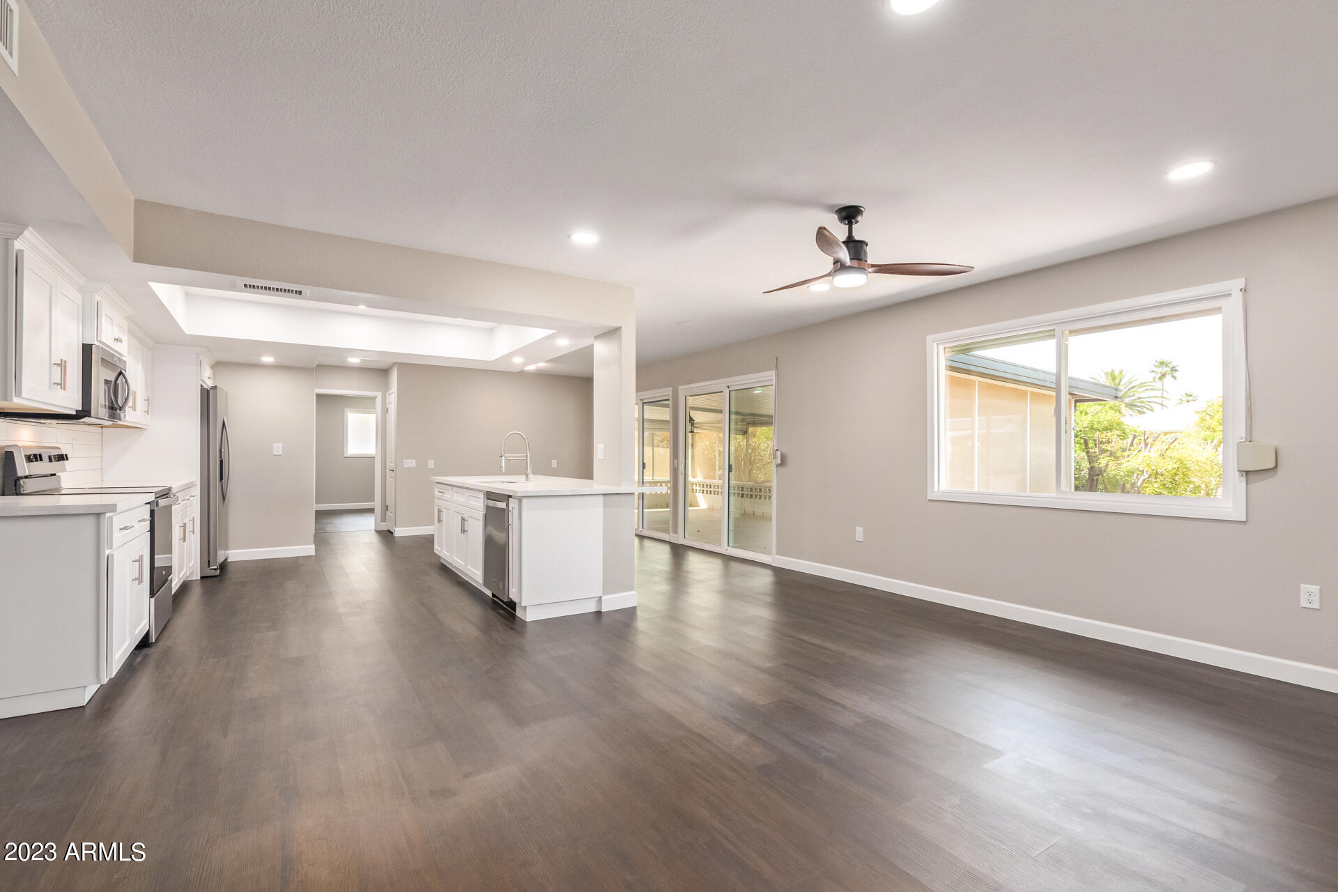12810 W FLAGSTONE Drive