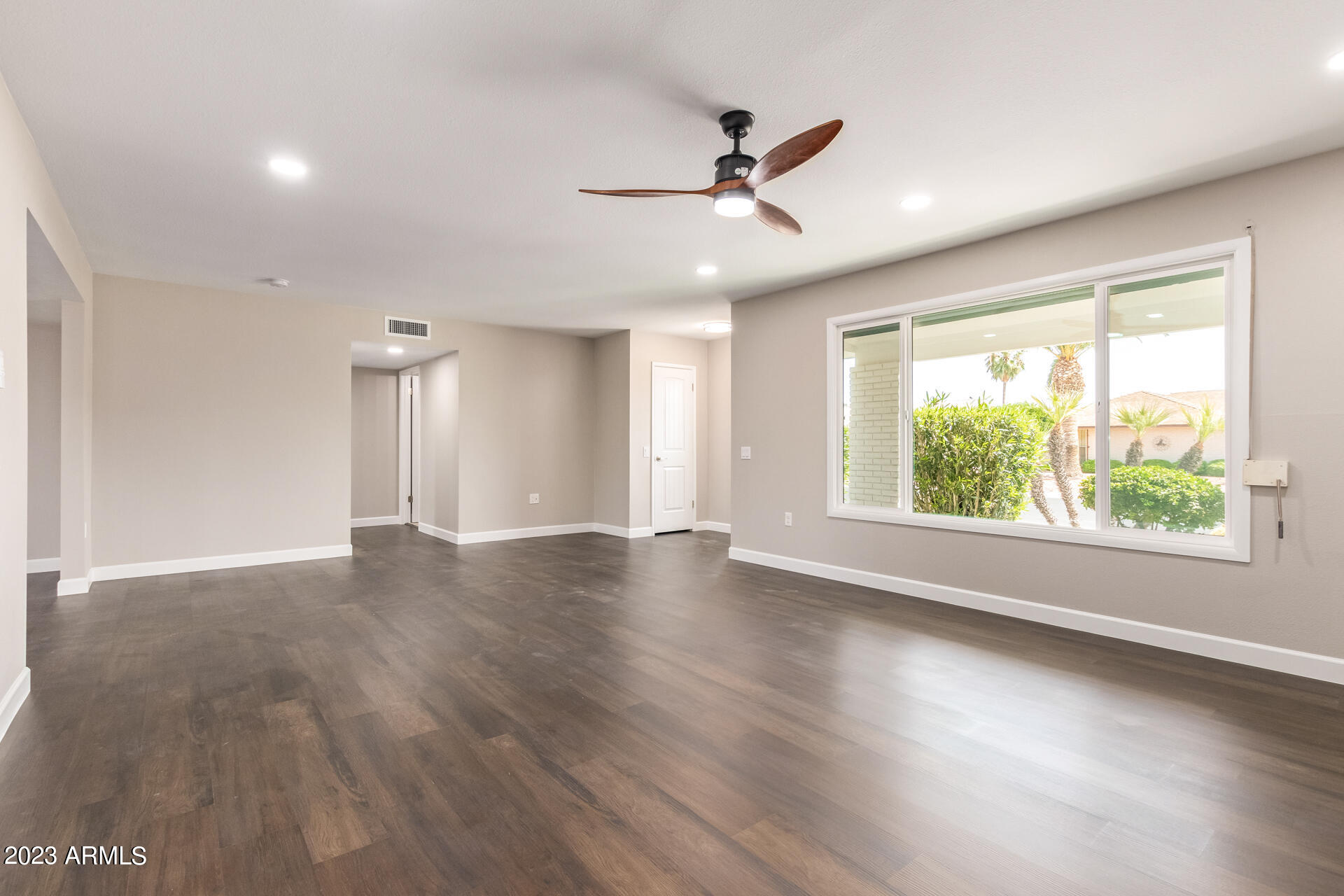 12810 W FLAGSTONE Drive