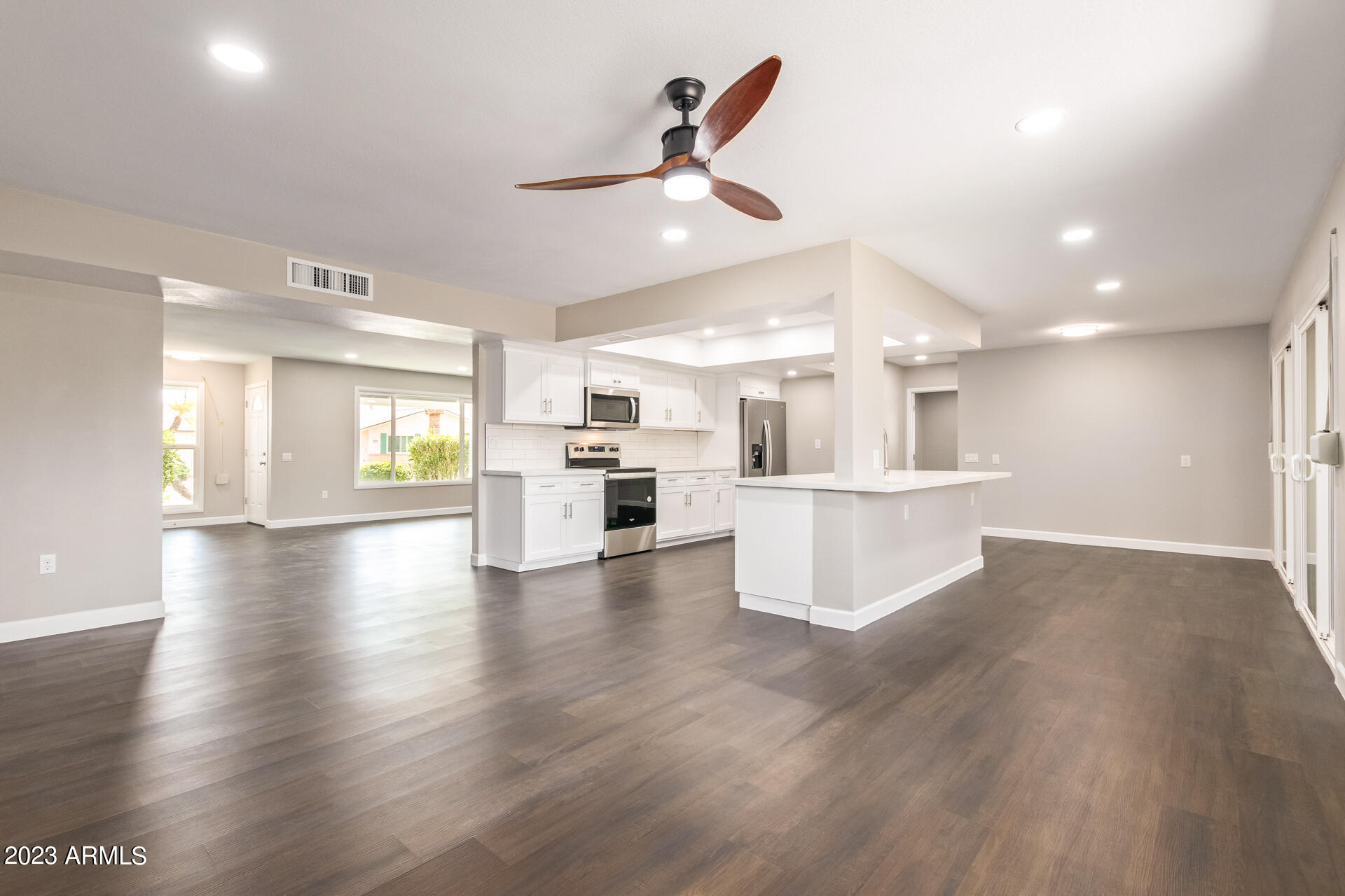 12810 W FLAGSTONE Drive