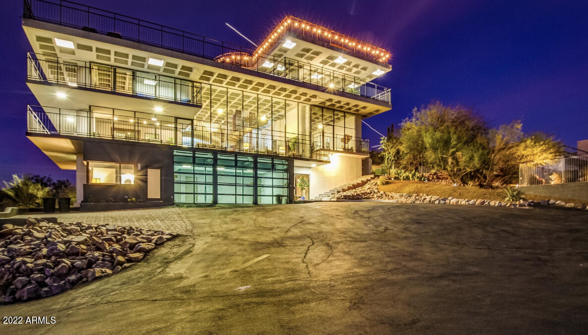2122 E PALO VERDE Drive